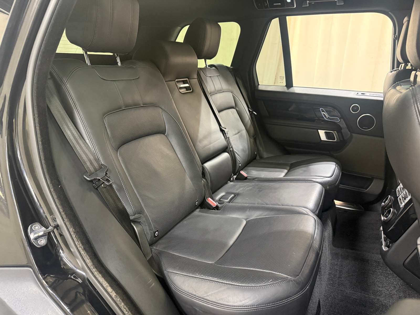 Thumbnail: 2019 Land Rover Range Rover - 5