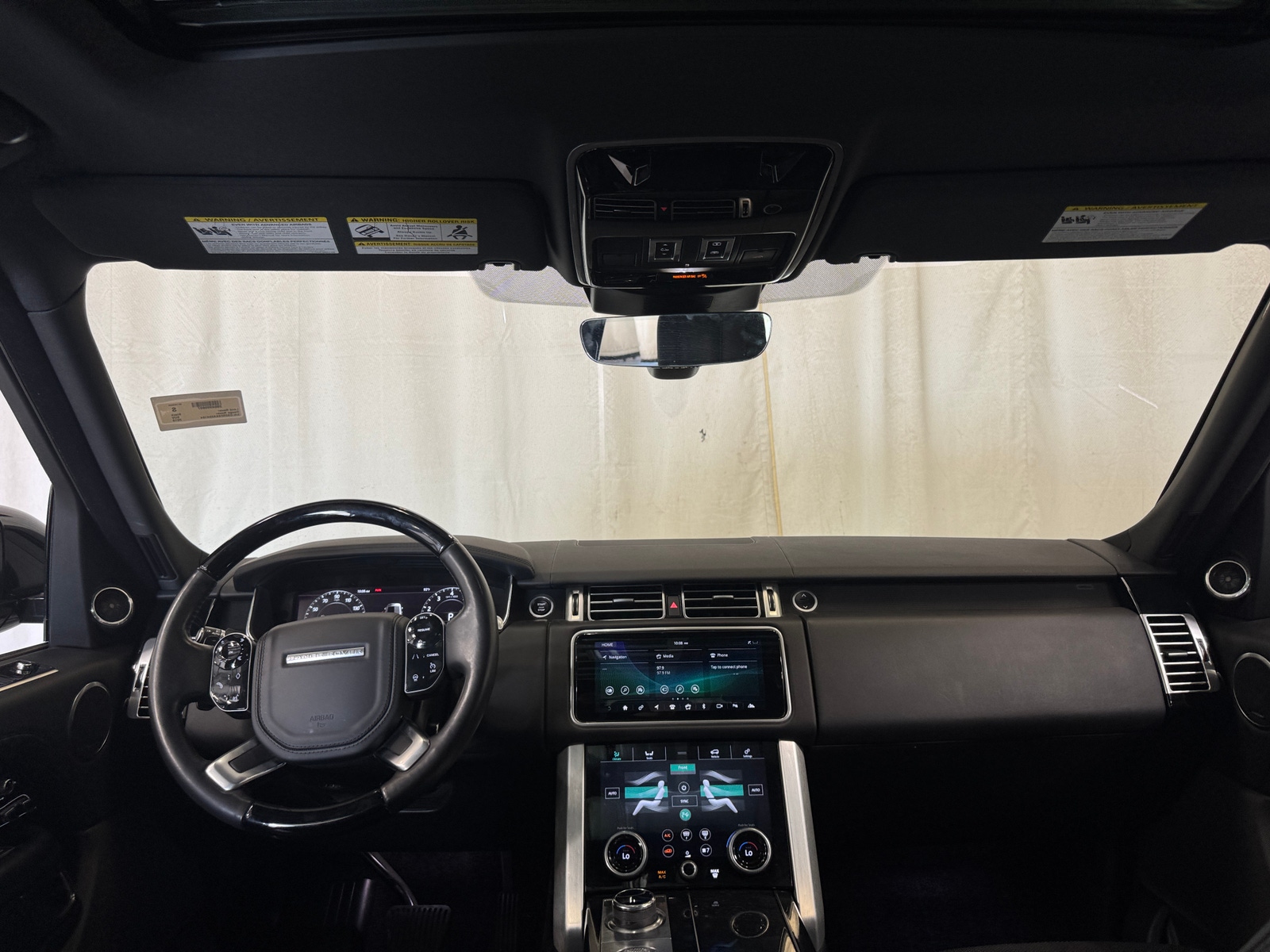 Thumbnail: 2019 Land Rover Range Rover - 2