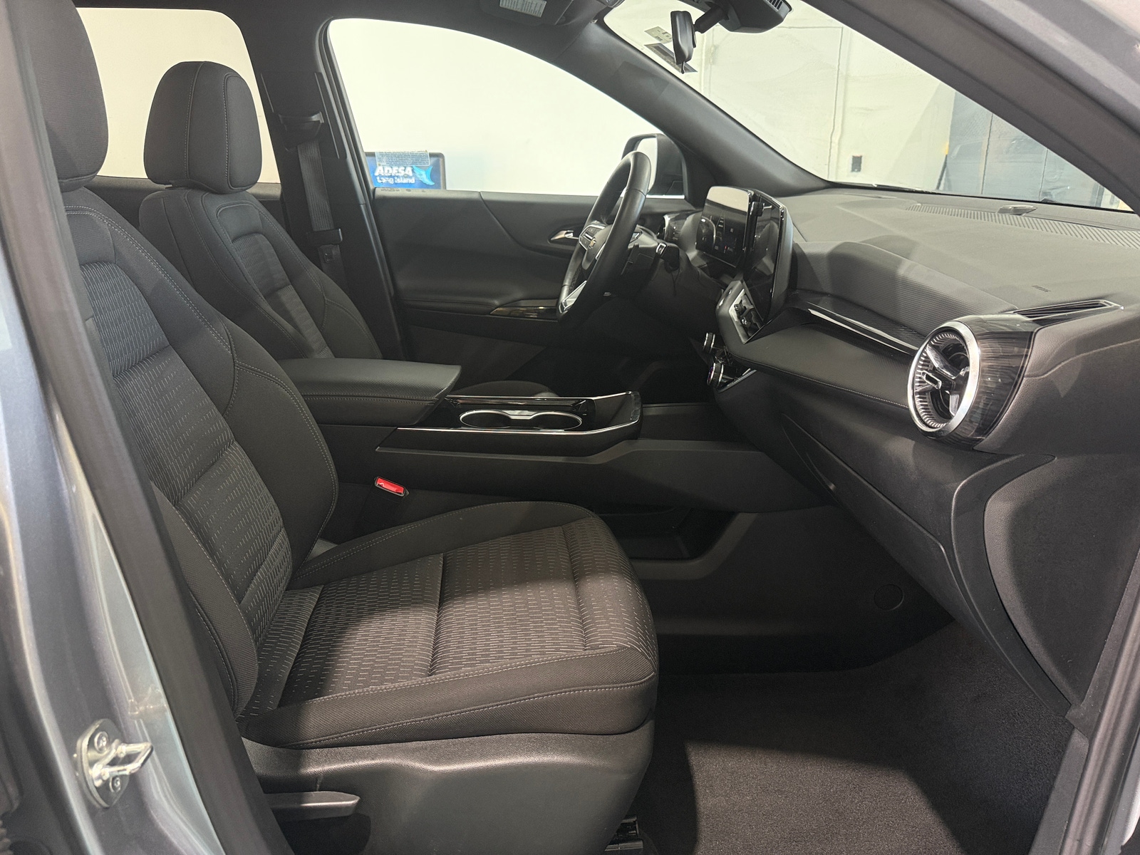 Thumbnail: 2025 Chevrolet Equinox - 2