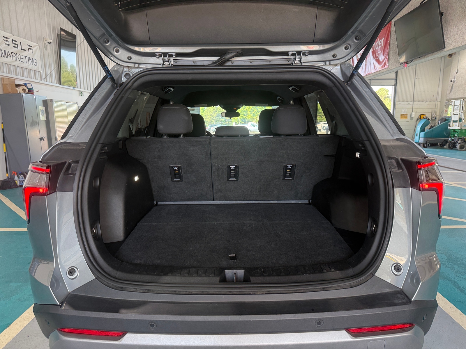 Thumbnail: 2025 Chevrolet Equinox - 7