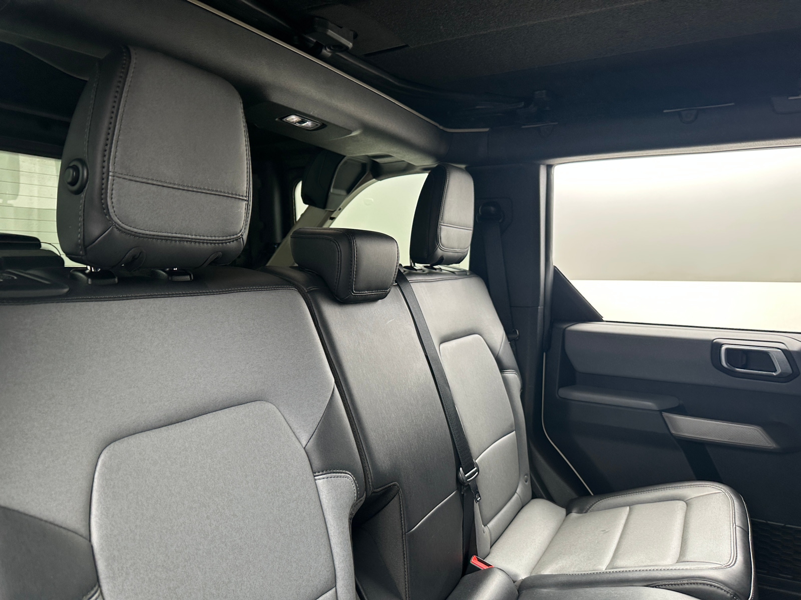 Thumbnail: 2022 Ford Bronco - 5