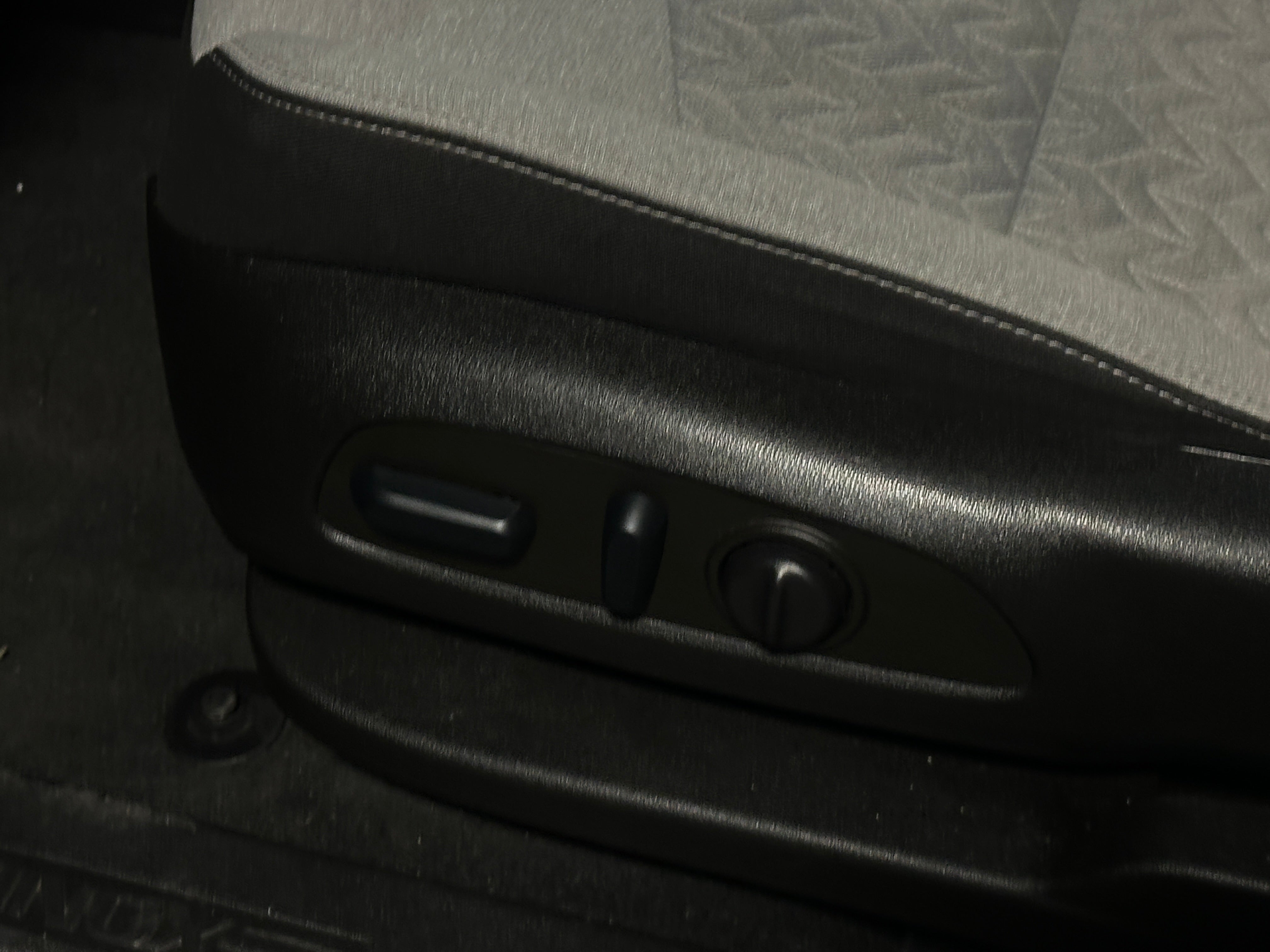 3GNAX5EV2NS113604