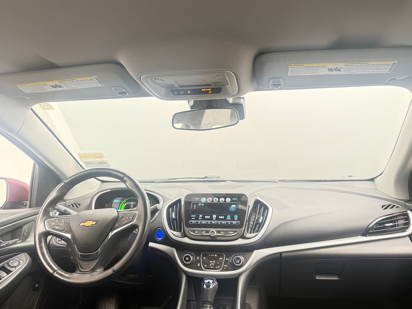 Thumbnail: 2017 Chevrolet Volt - 3