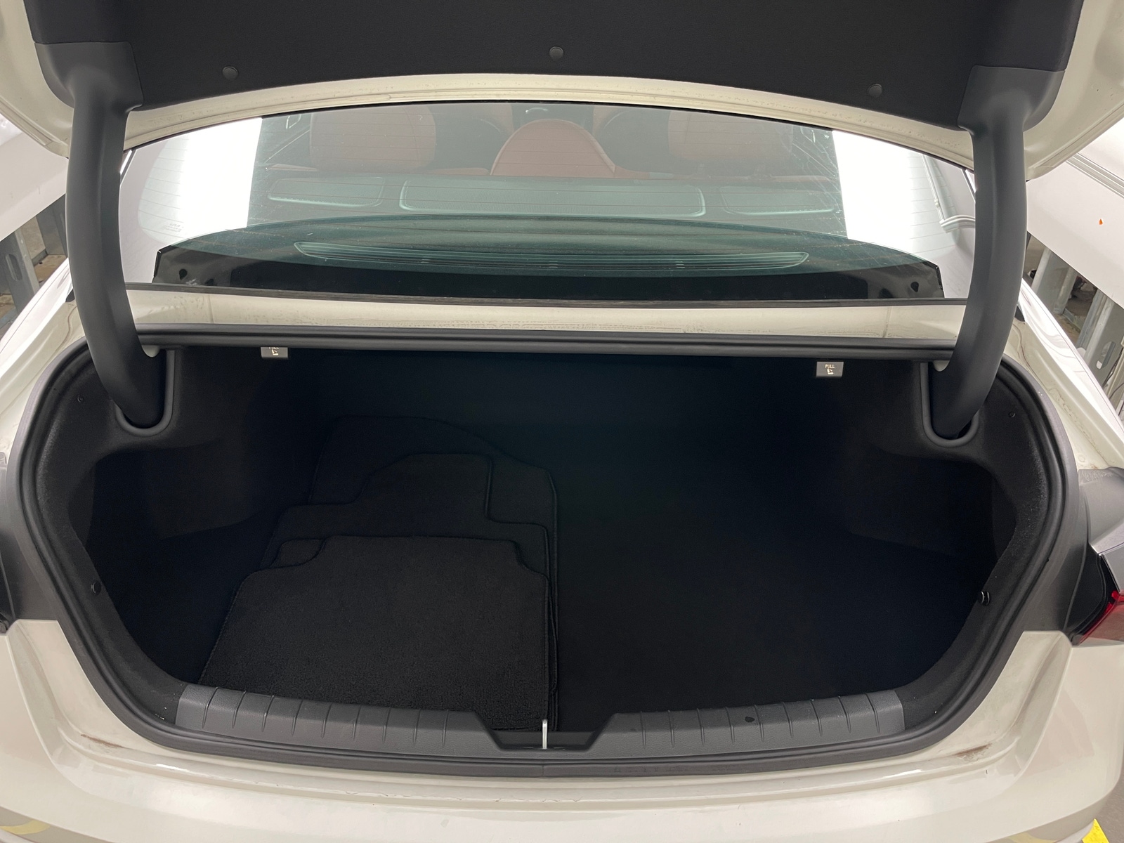 Thumbnail: 2025 Kia K5 - 6