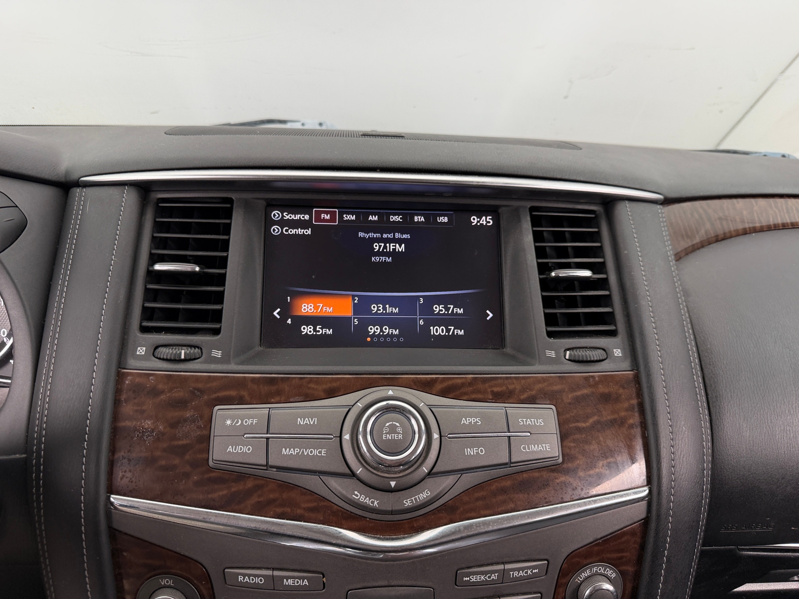 Thumbnail: 2020 Nissan Armada - 4