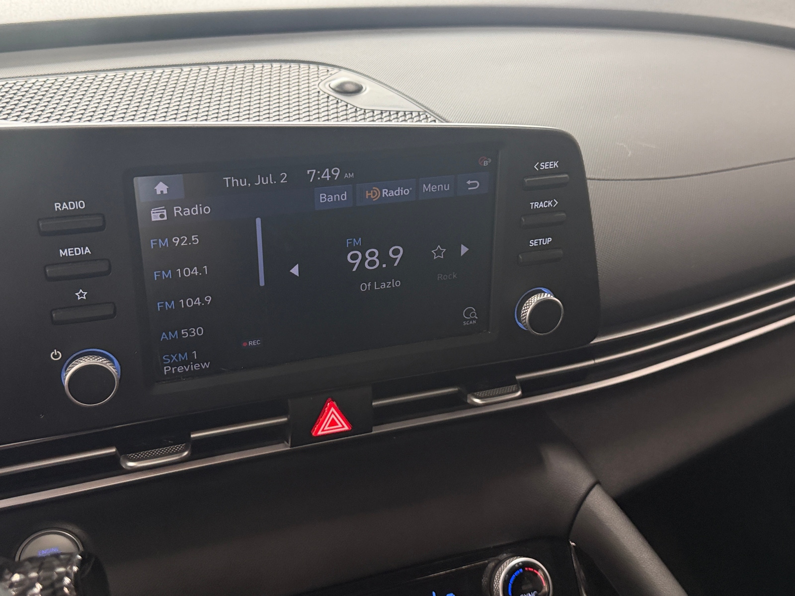Thumbnail: 2023 Hyundai Elantra - 4