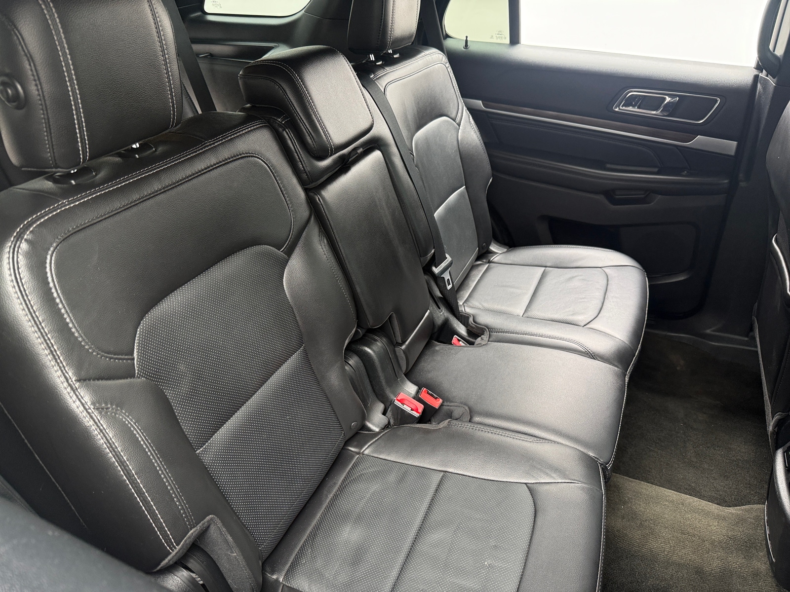 Thumbnail: 2018 Ford Explorer - 5