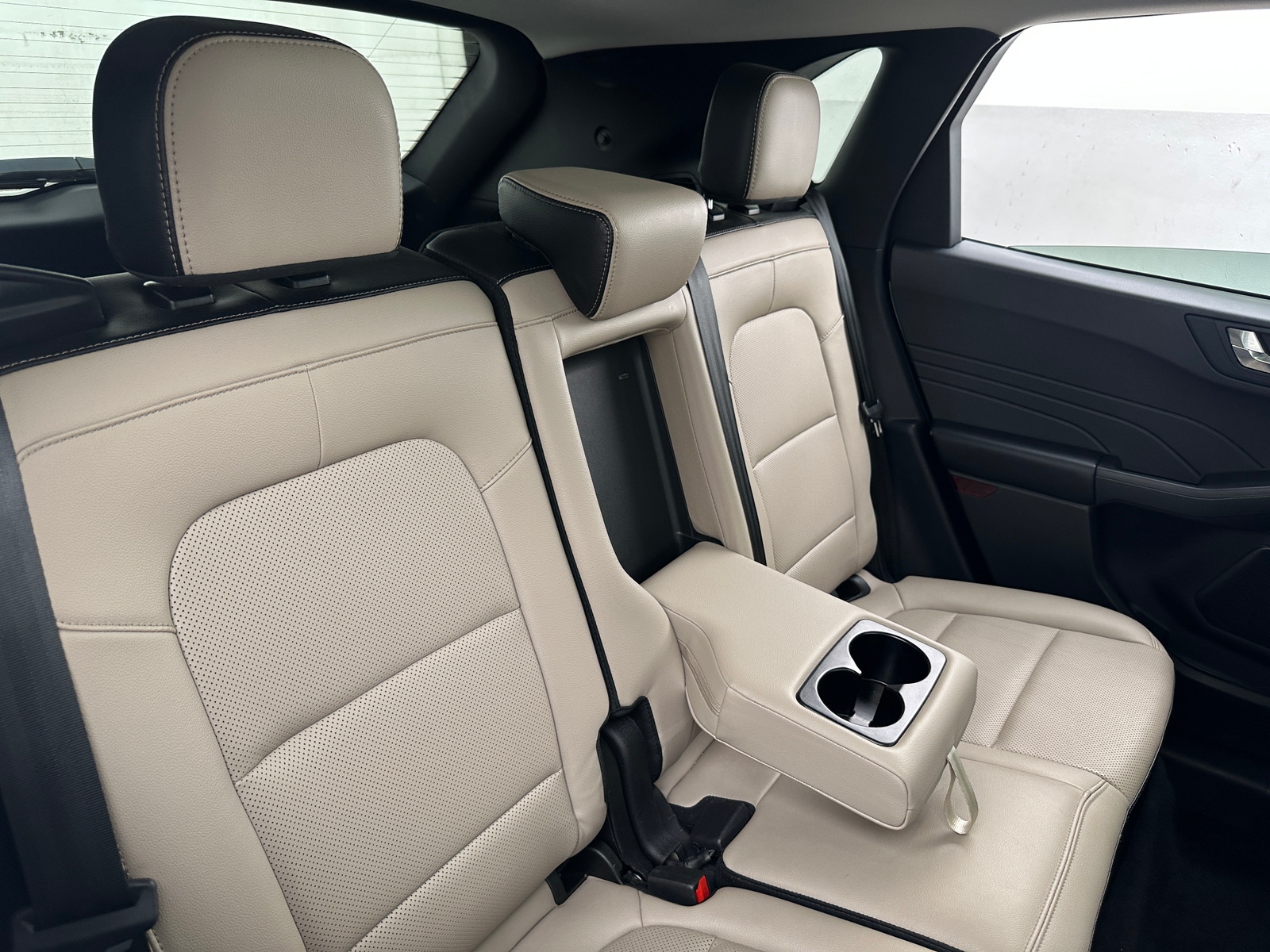 Thumbnail: 2022 Ford Escape - 5