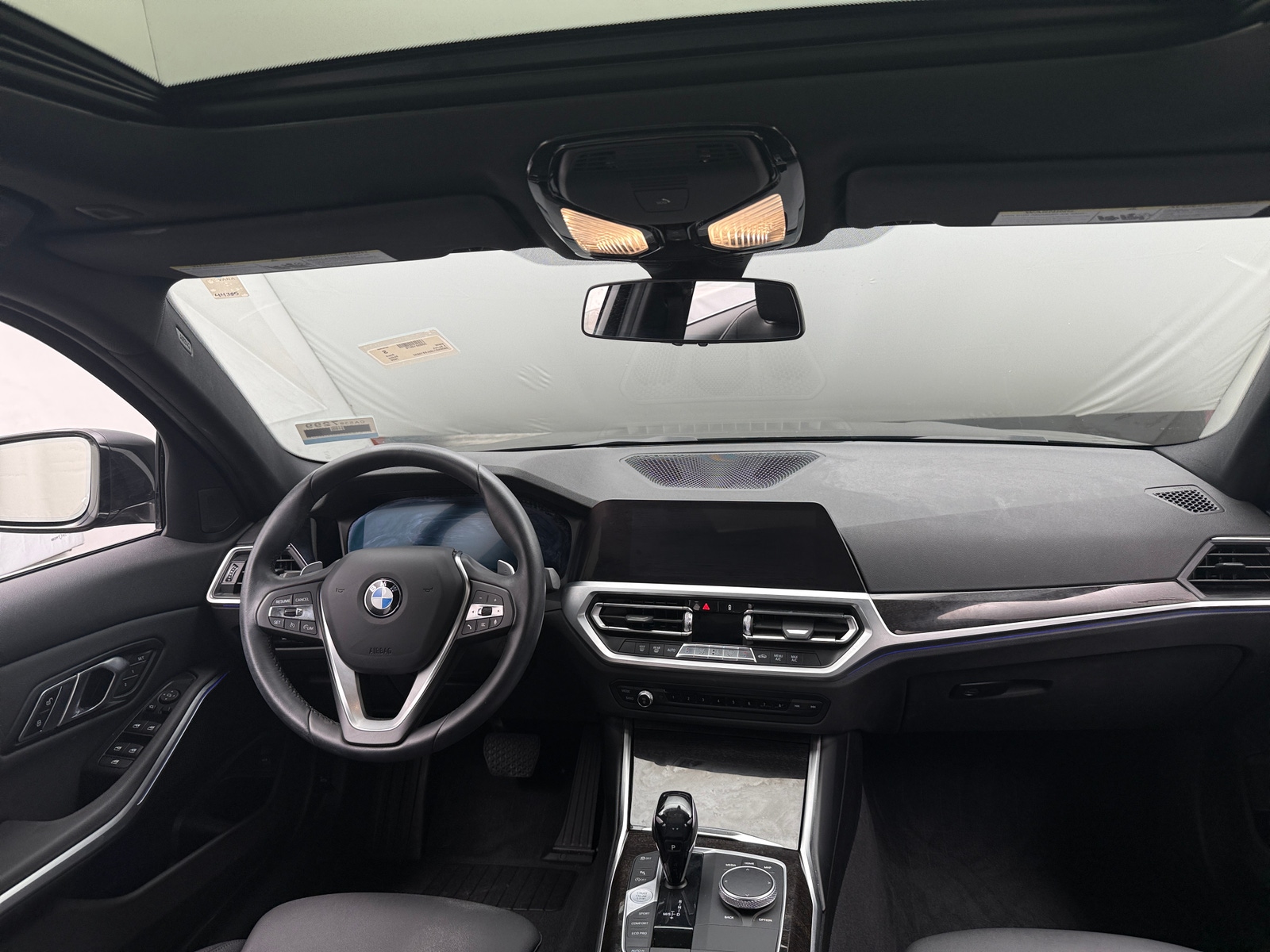 Thumbnail: 2020 BMW 3 Series - 2