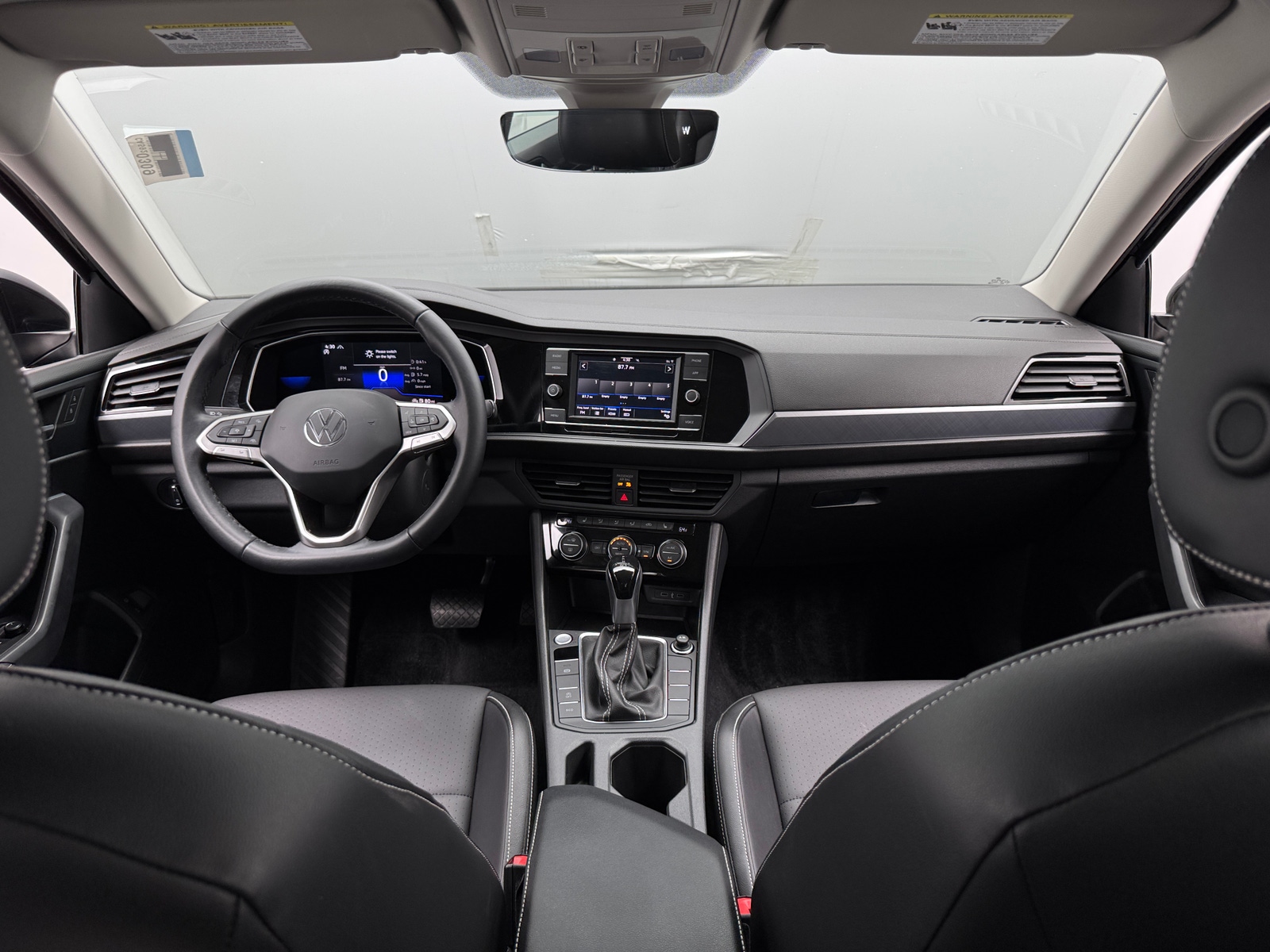 Thumbnail: 2022 Volkswagen Jetta - 2