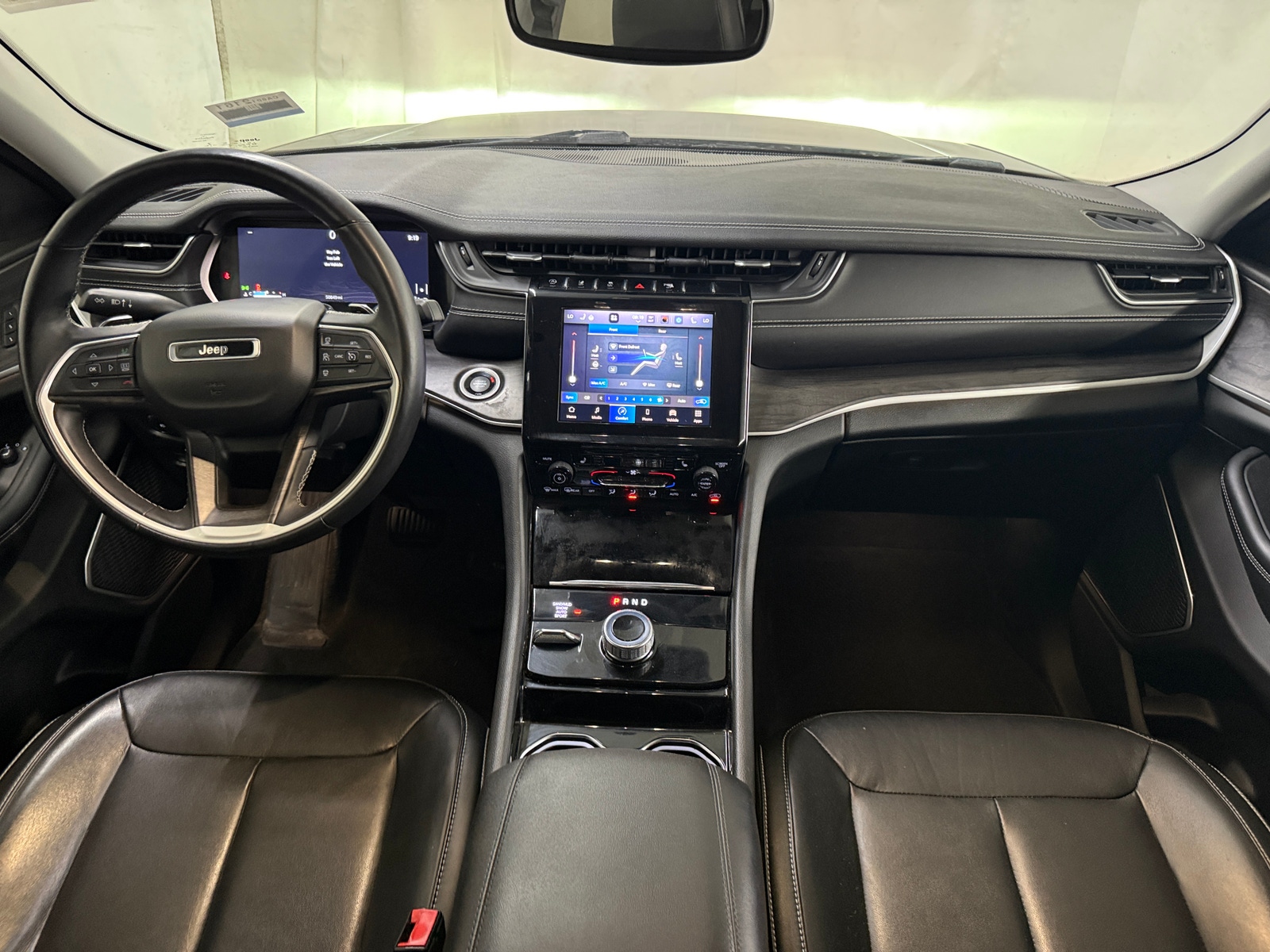 Thumbnail: 2021 Jeep Grand Cherokee L - 2