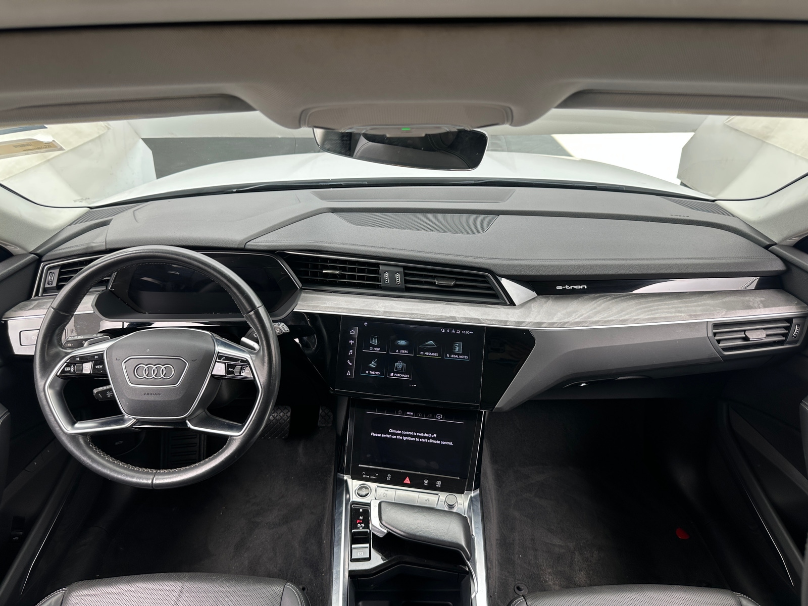 Thumbnail: 2024 Audi Q8 e-tron - 2