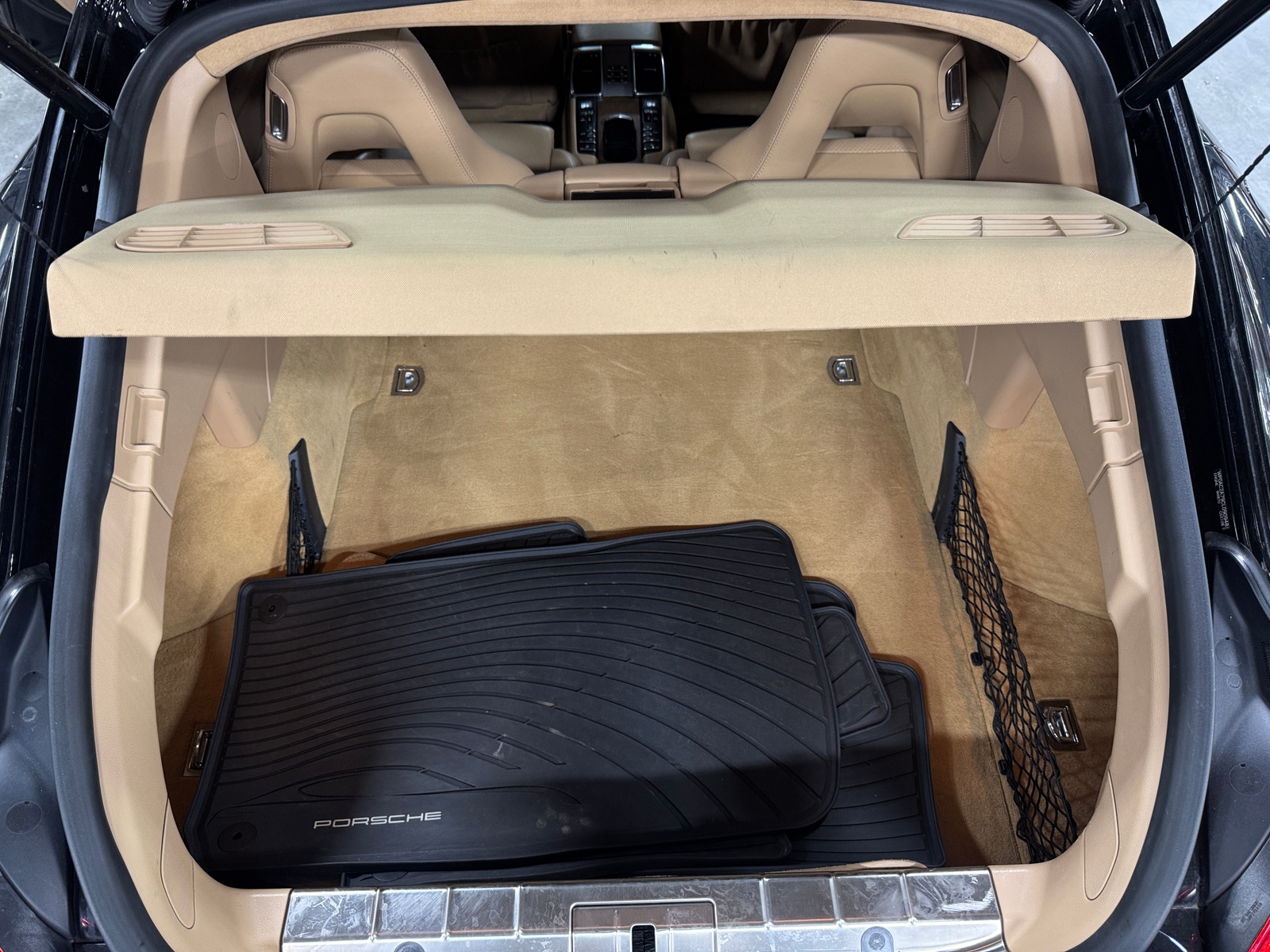 Thumbnail: 2012 Porsche Panamera - 6