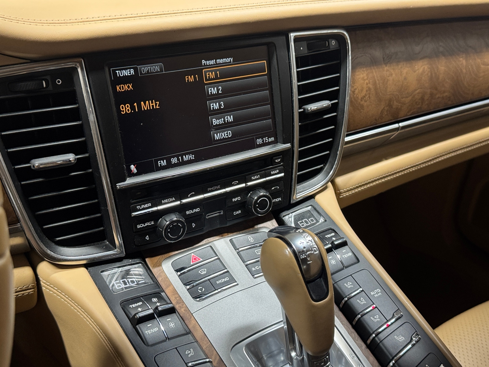 Thumbnail: 2012 Porsche Panamera - 3