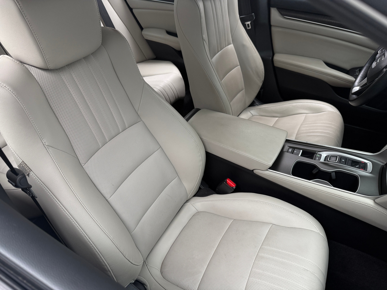 Thumbnail: 2019 Honda Accord - 2
