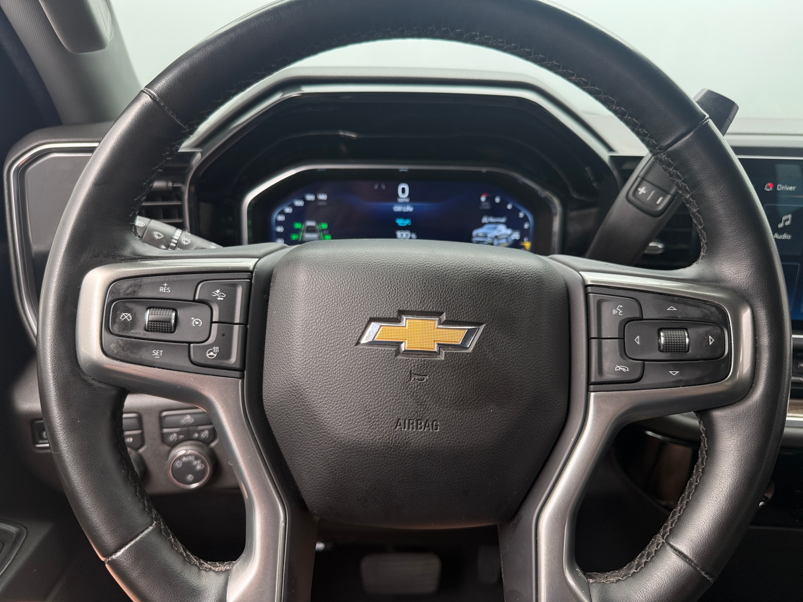 Thumbnail: 2023 Chevrolet Silverado 1500 - 5