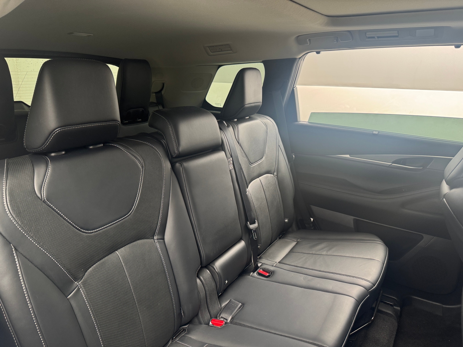 Thumbnail: 2023 INFINITI QX60 - 5