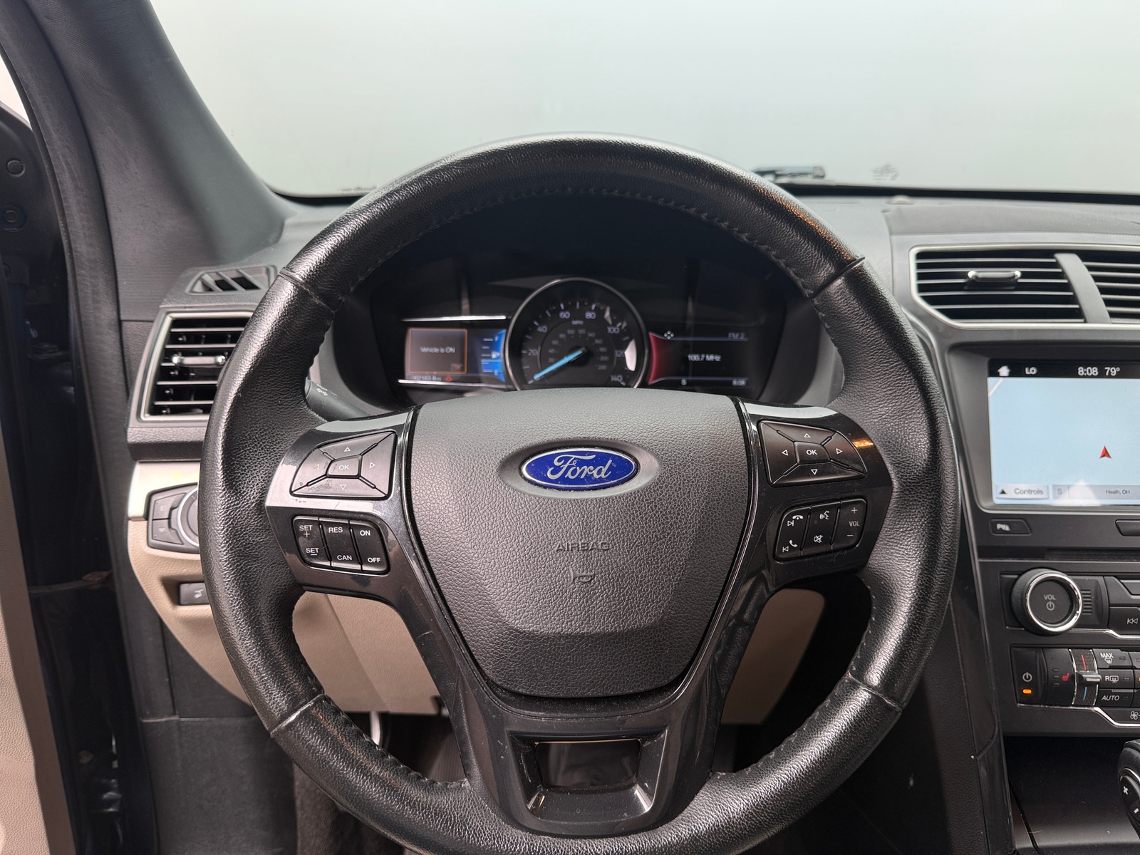 Thumbnail: 2018 Ford Explorer - 5