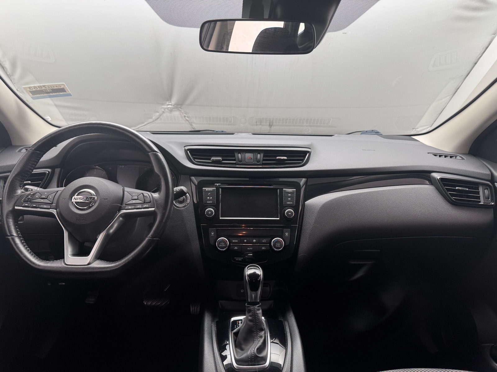 Thumbnail: 2020 Nissan Rogue Sport - 3