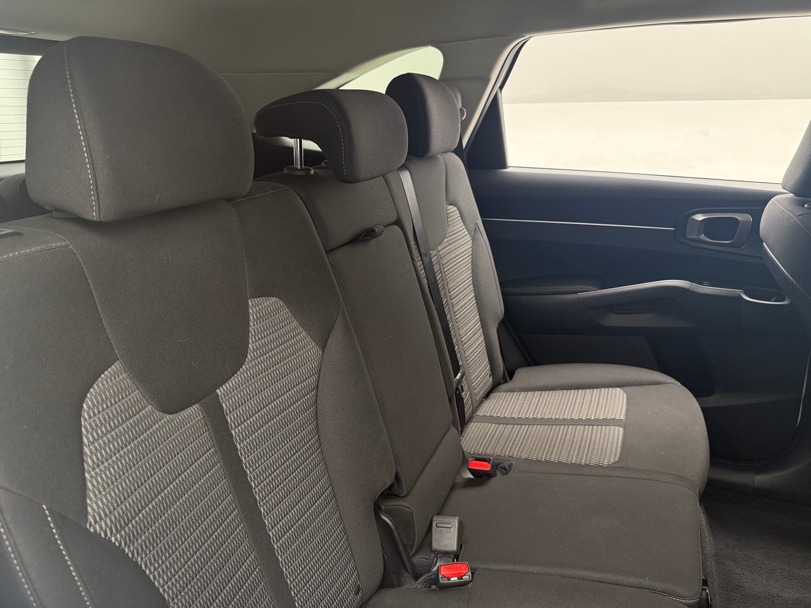 Thumbnail: 2023 Kia Sorento - 6