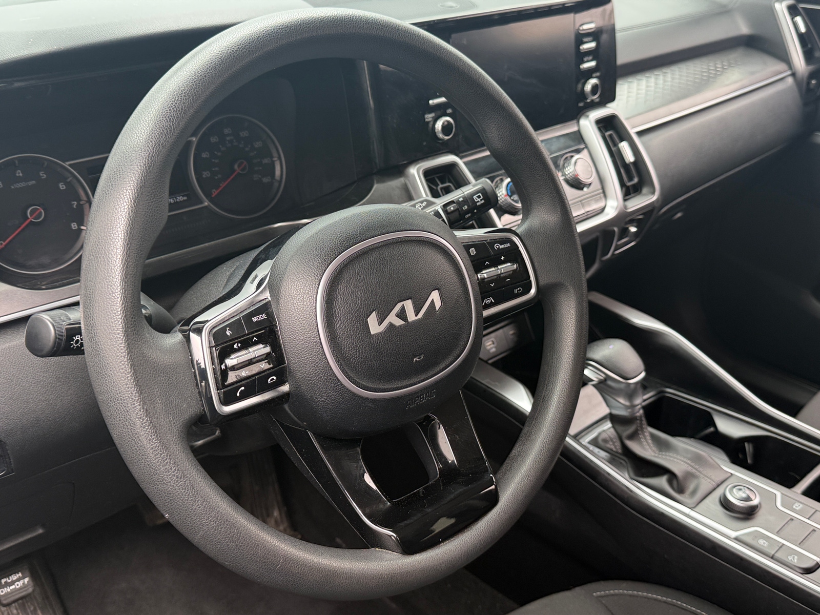 Thumbnail: 2023 Kia Sorento - 5