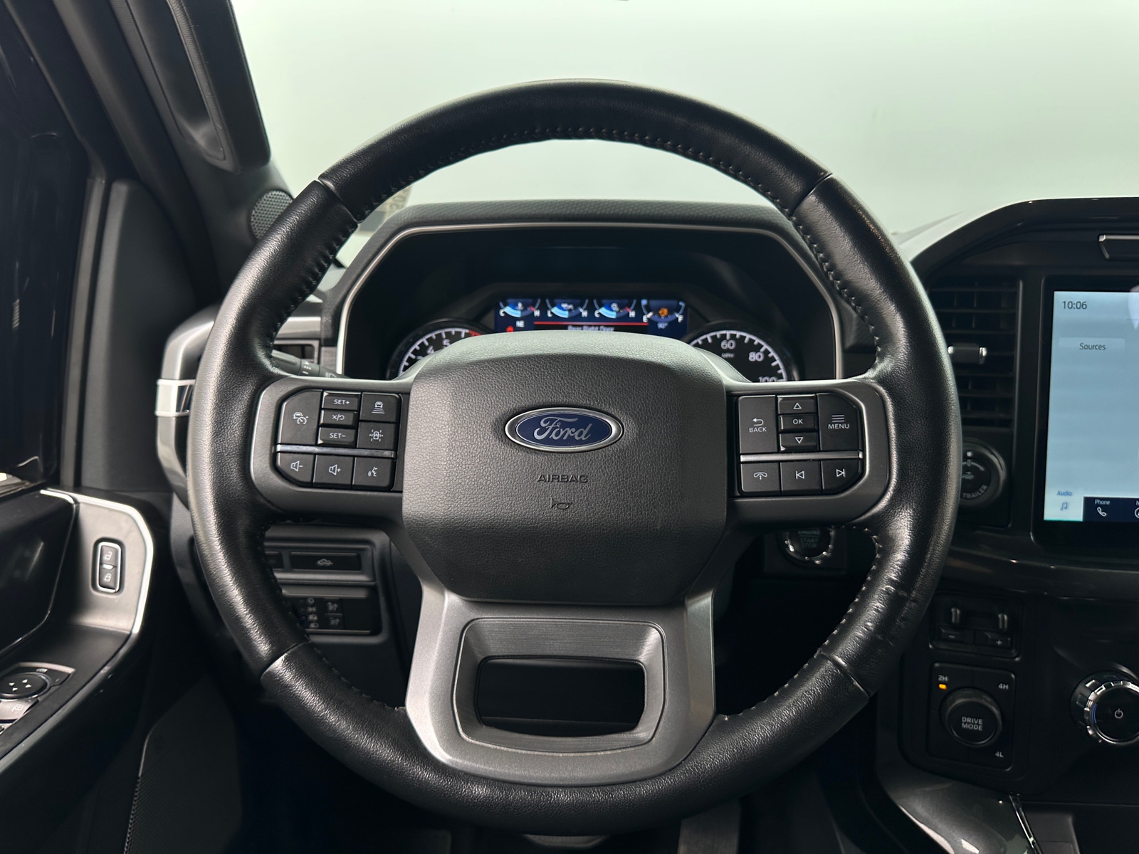 Thumbnail: 2022 Ford Econoline - 5