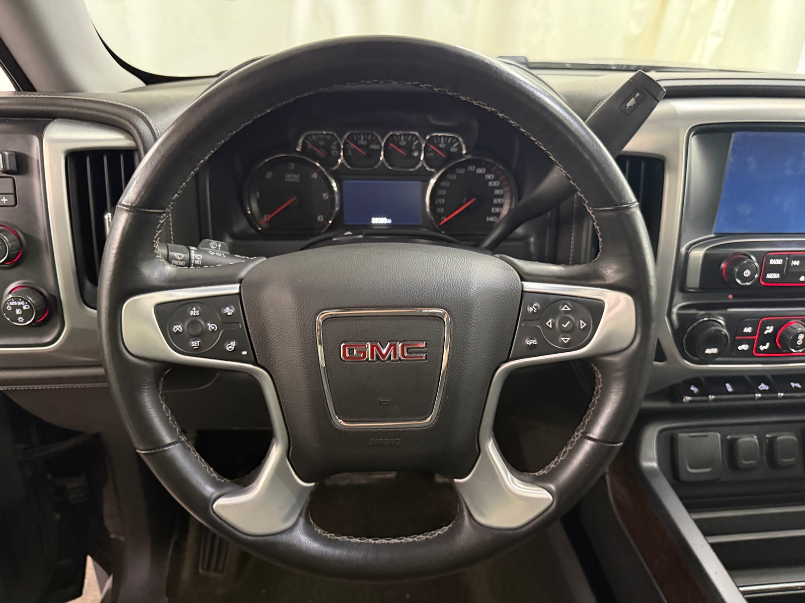 Thumbnail: 2015 GMC Sierra 1500 - 4