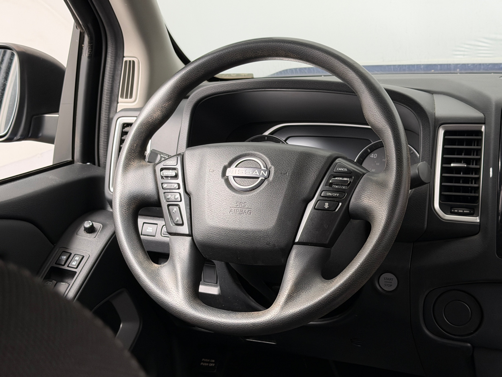 Thumbnail: 2022 Nissan Frontier - 5