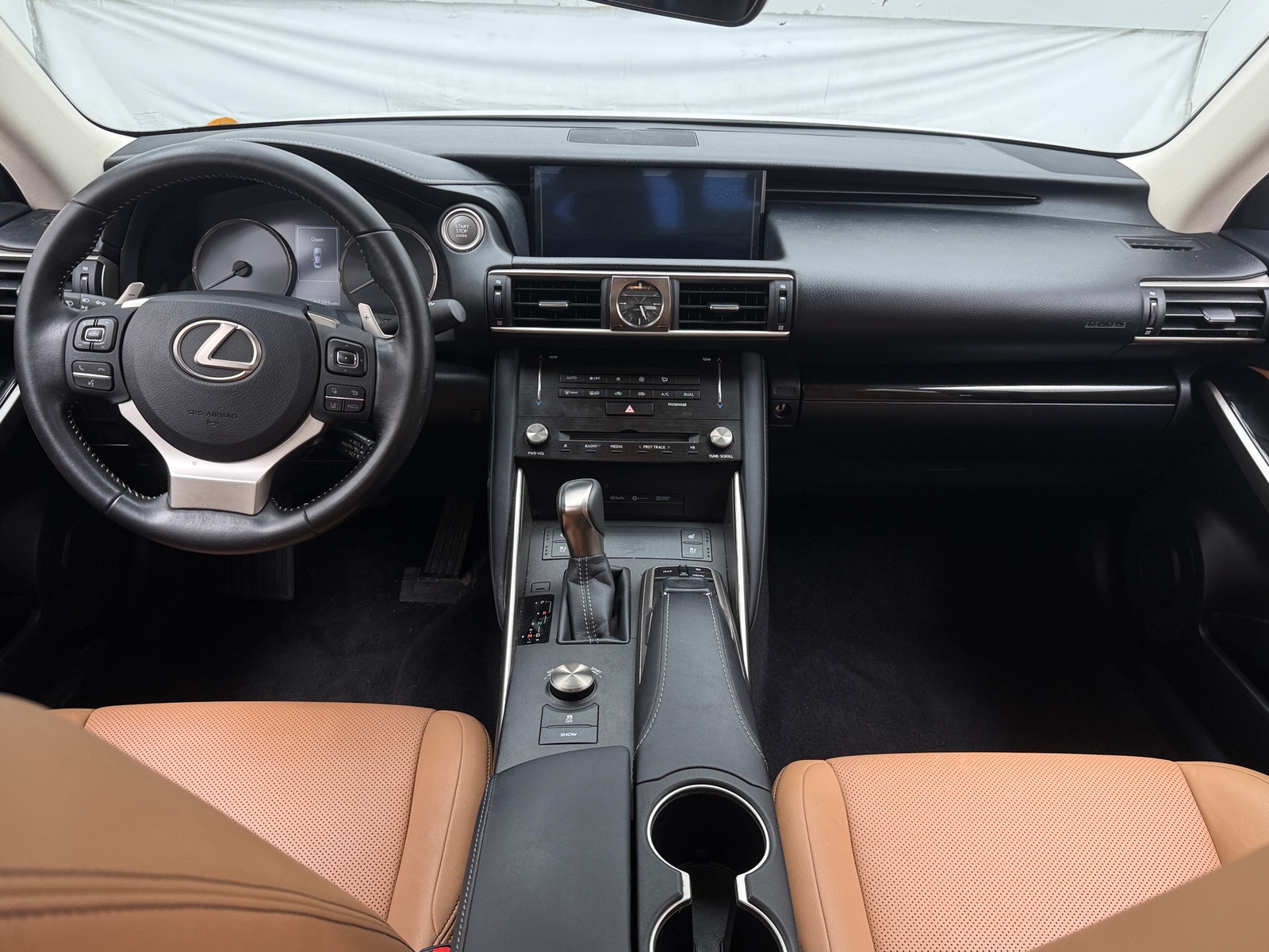 Thumbnail: 2017 Lexus IS - 3