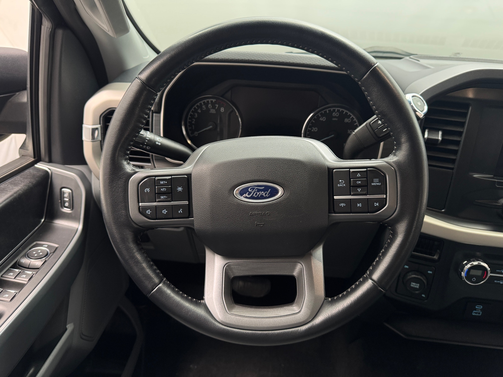 Thumbnail: 2021 Ford Econoline - 5
