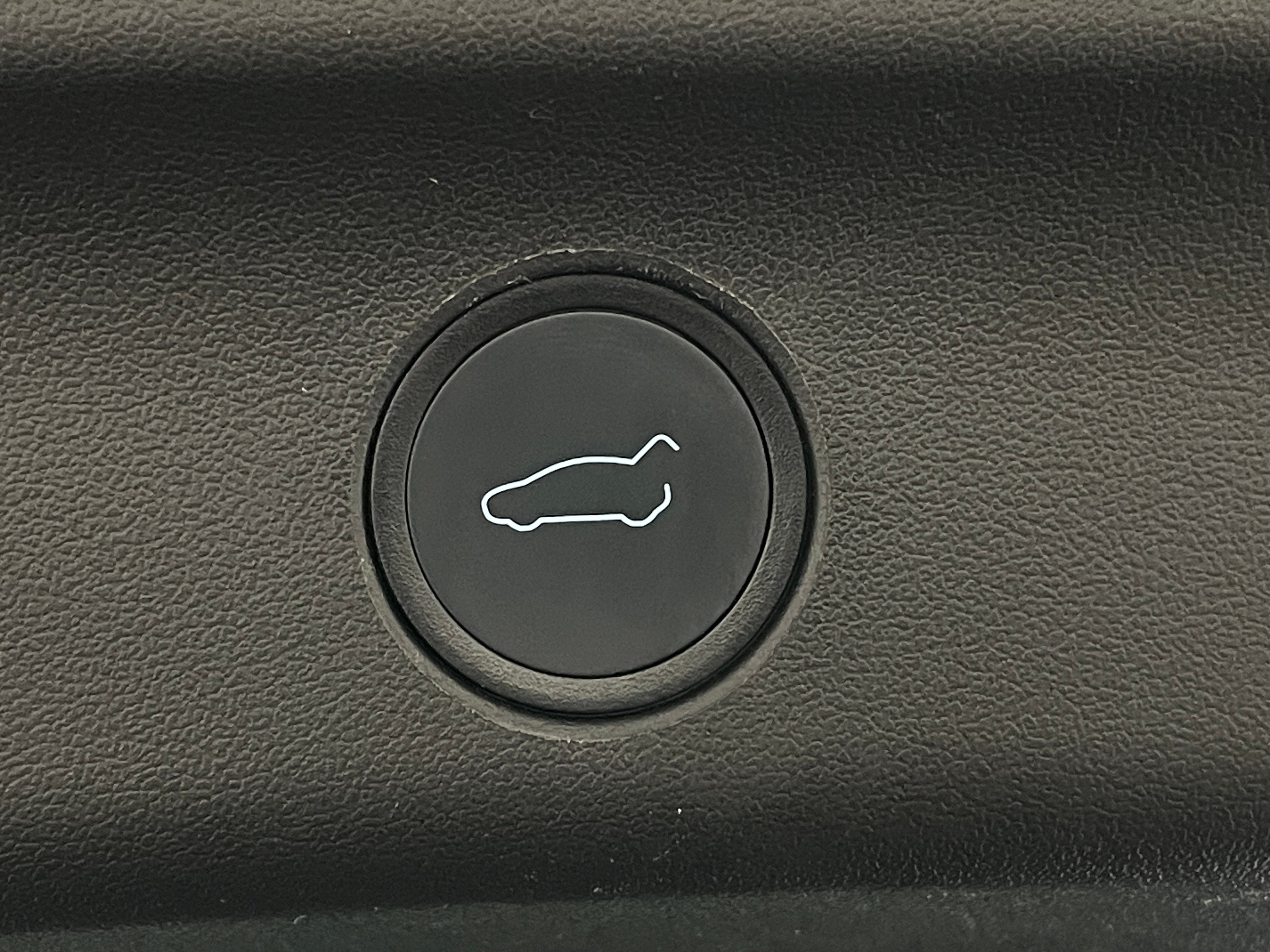 Used 2020 Tesla Model Y Performance with VIN 5YJYGDEF3LF043787 for sale in Oak Creek, WI