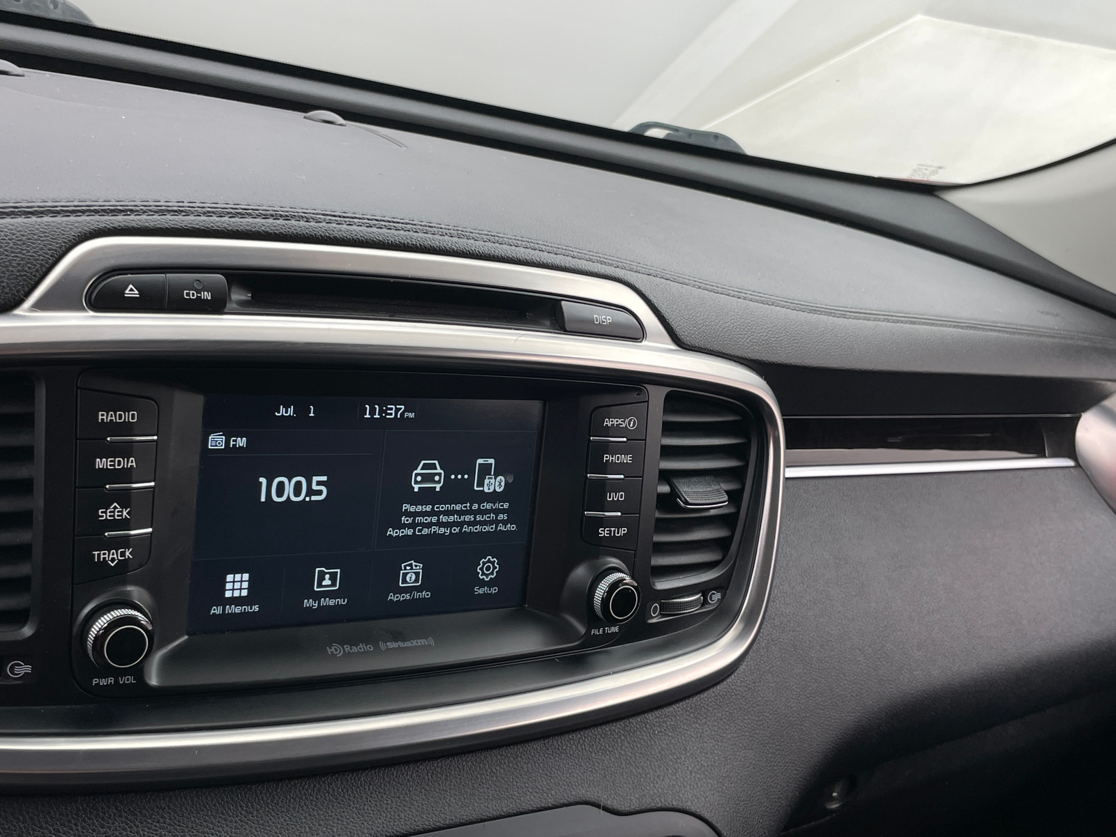 Thumbnail: 2017 Kia Sorento - 3