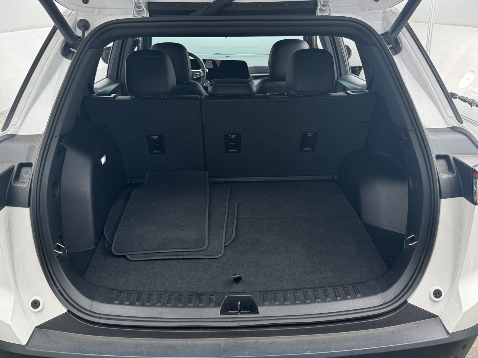 Thumbnail: 2026 Chevrolet Equinox - 7