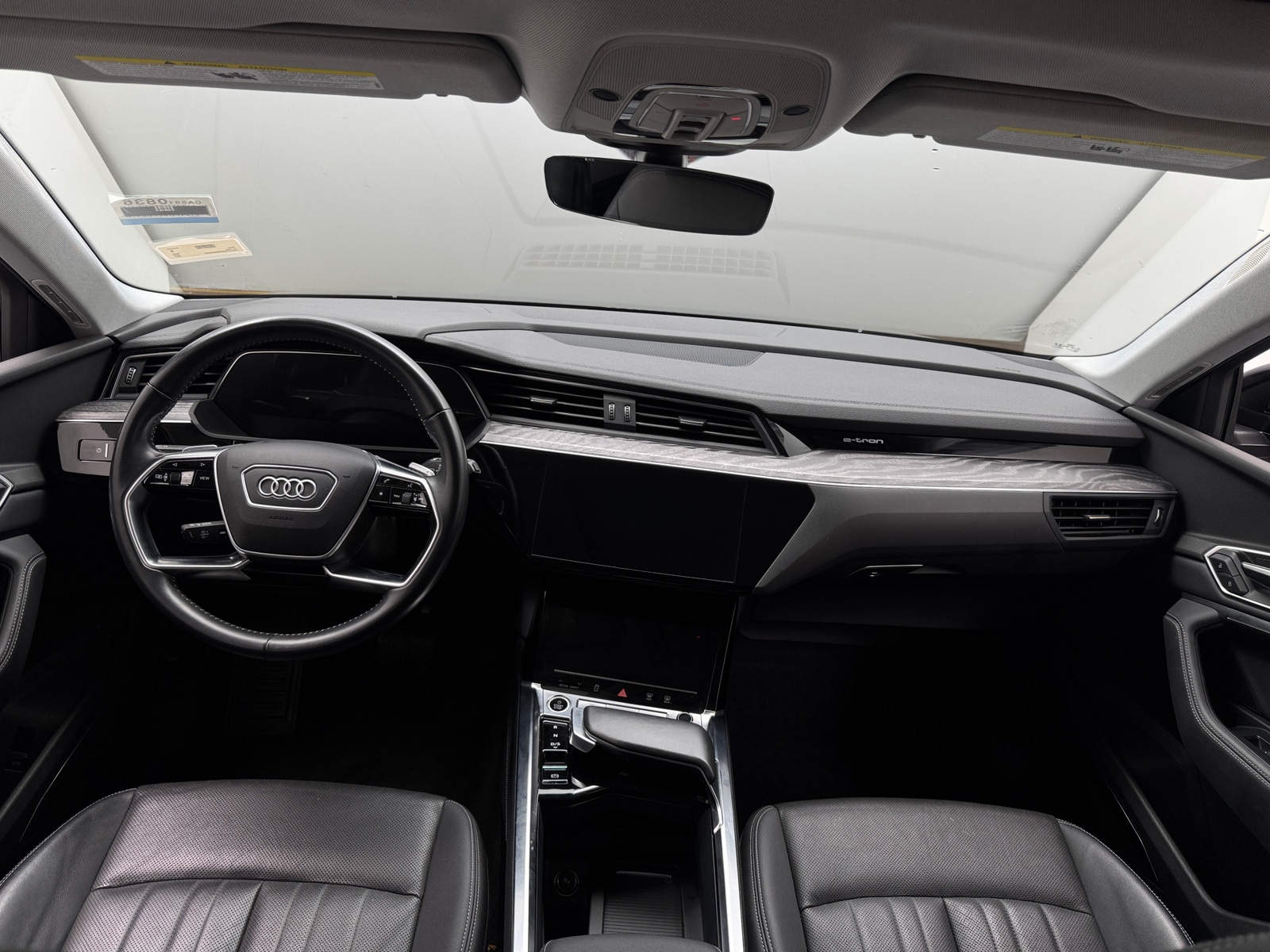 Thumbnail: 2021 Audi e-tron - 2