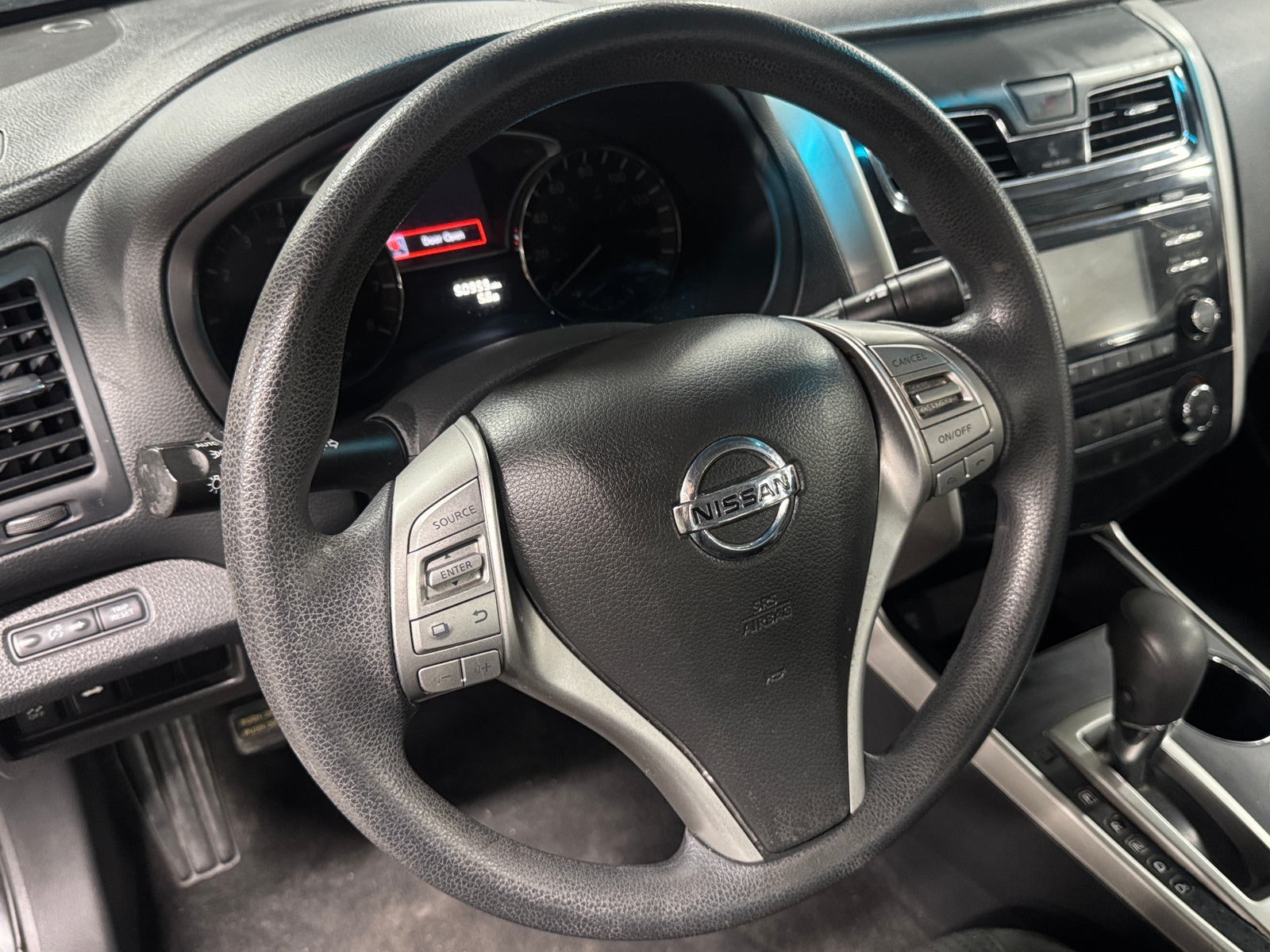 Thumbnail: 2015 Nissan Altima - 5