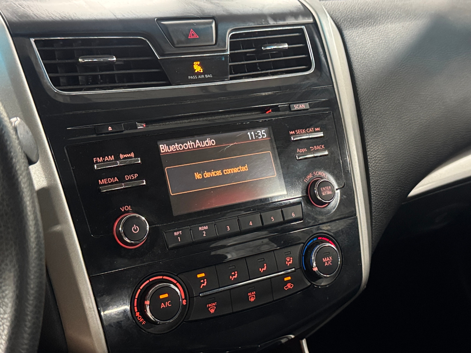 Thumbnail: 2015 Nissan Altima - 4
