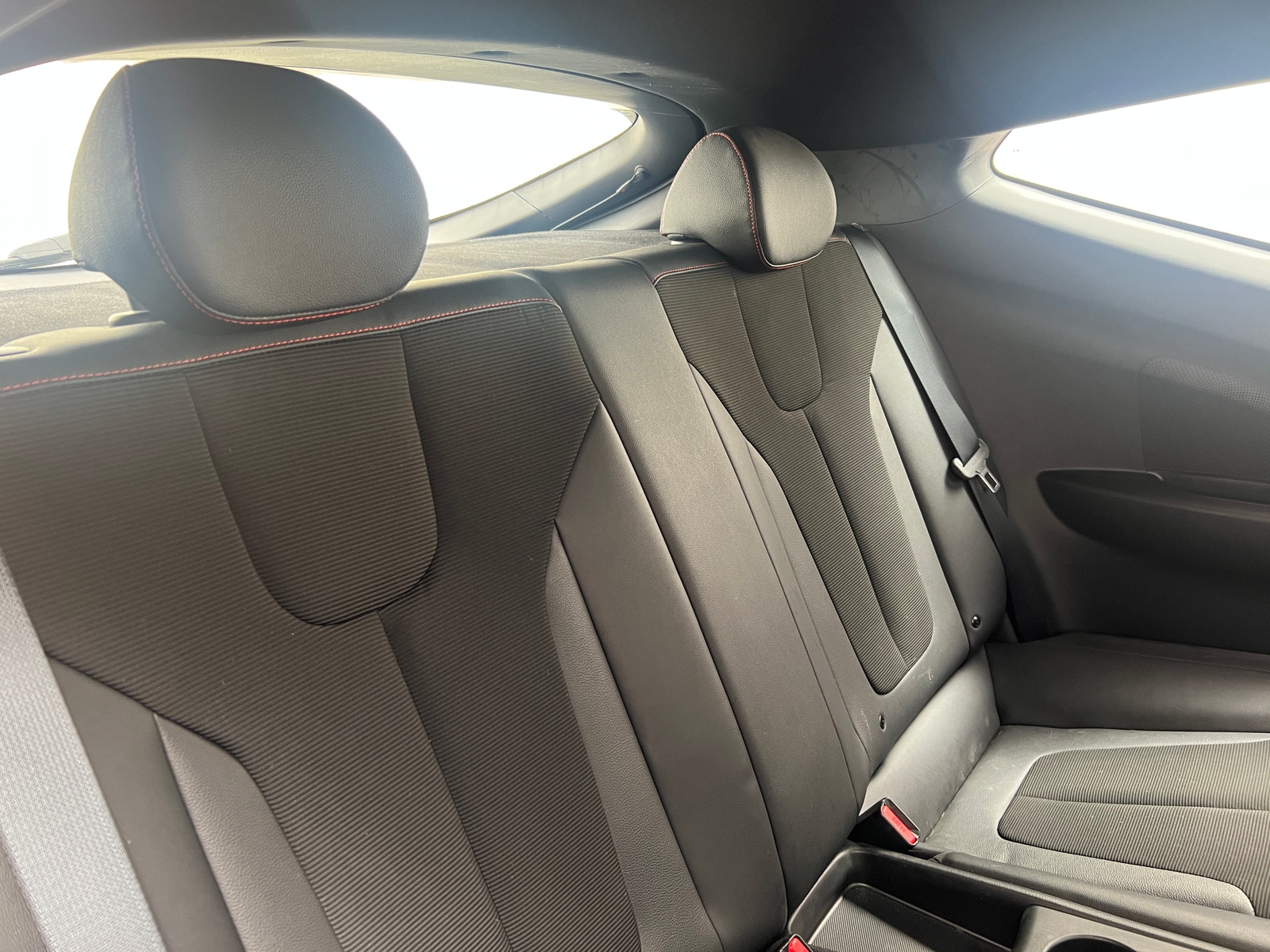 Thumbnail: 2019 Hyundai Veloster - 6