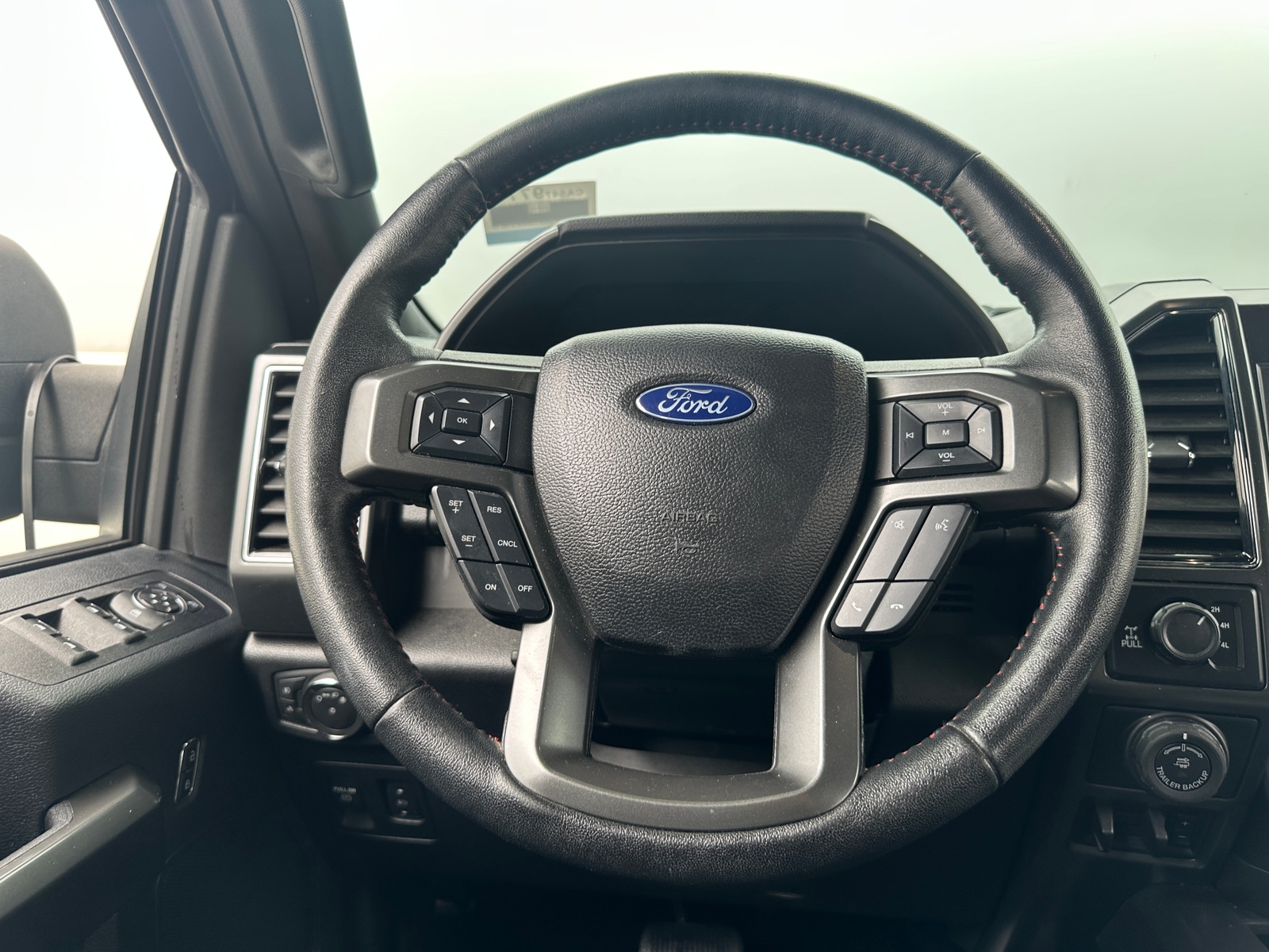 Thumbnail: 2019 Ford Econoline - 5