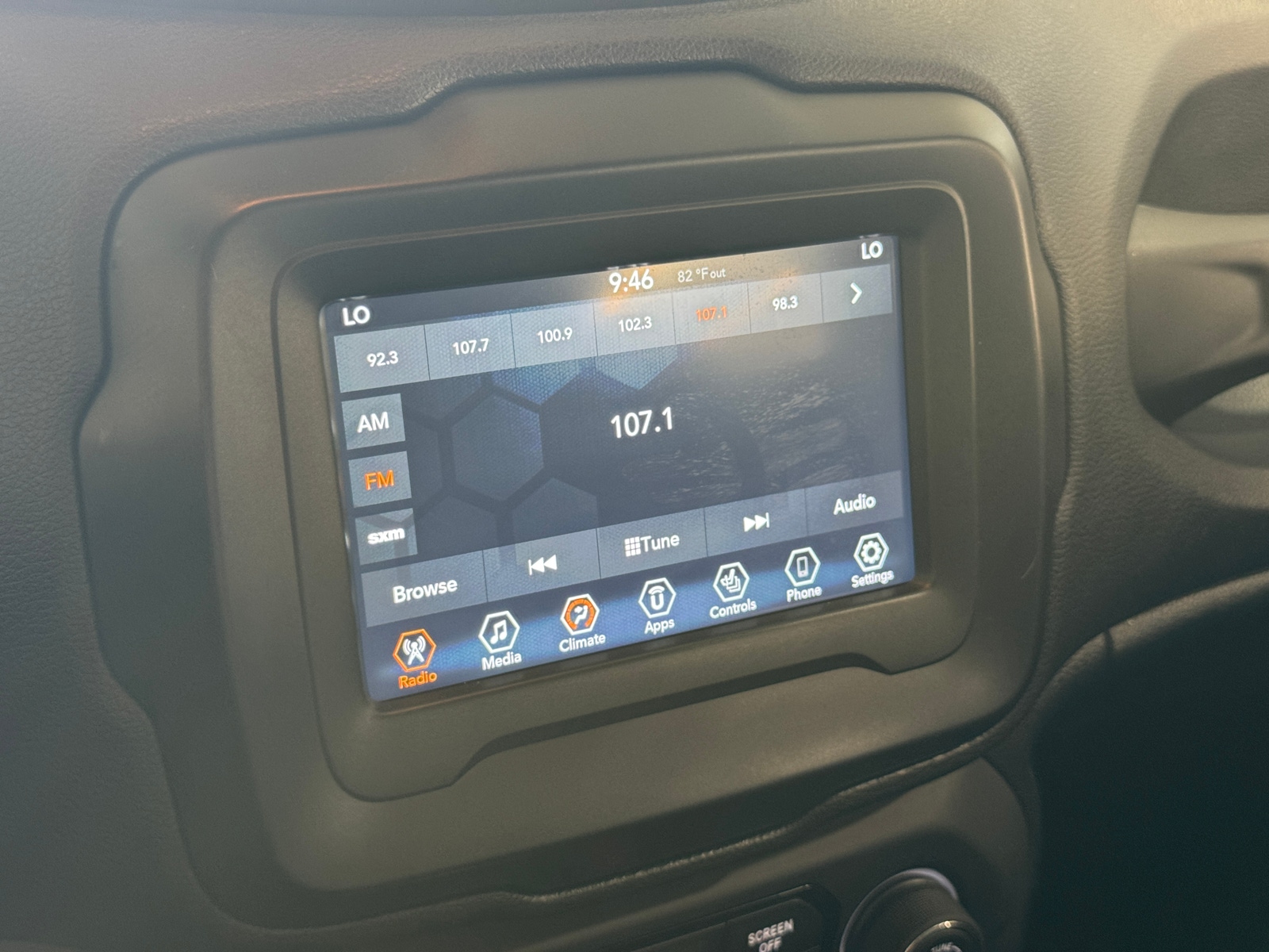 Thumbnail: 2019 Jeep Renegade - 4