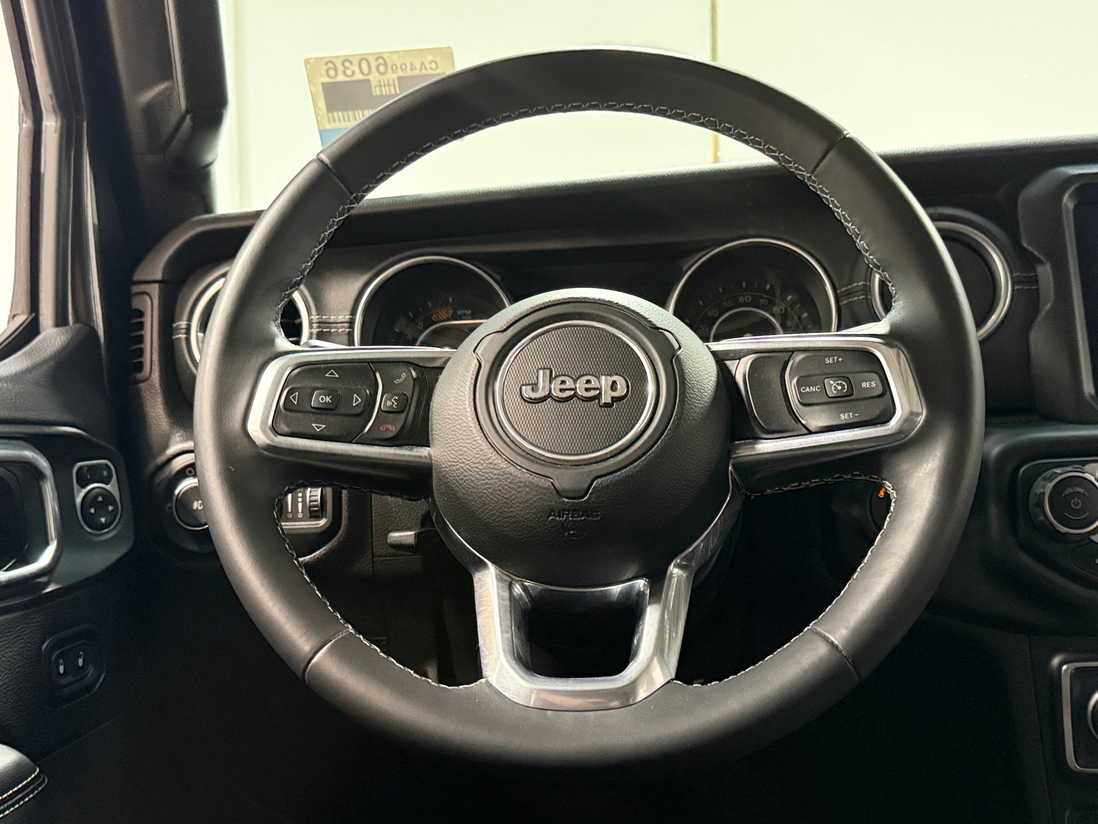 Thumbnail: 2019 Jeep Wrangler - 5