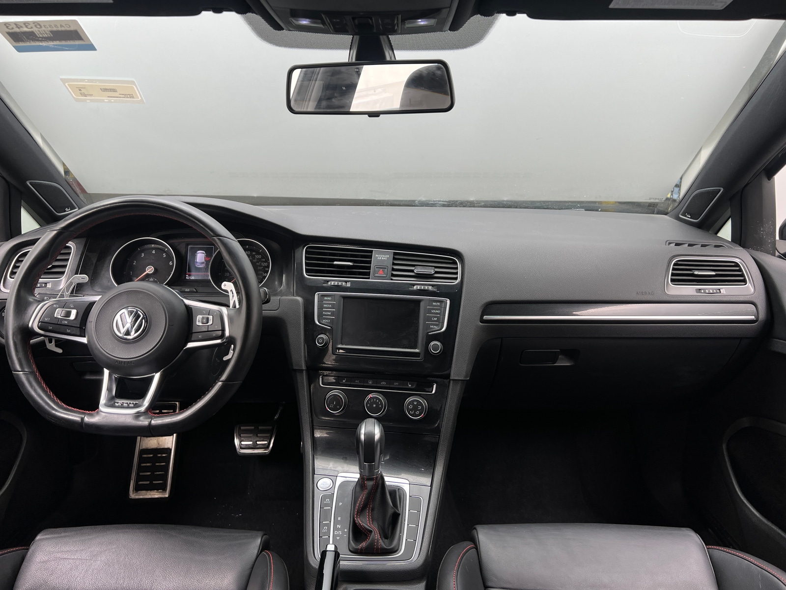 Thumbnail: 2017 Volkswagen Golf - 3