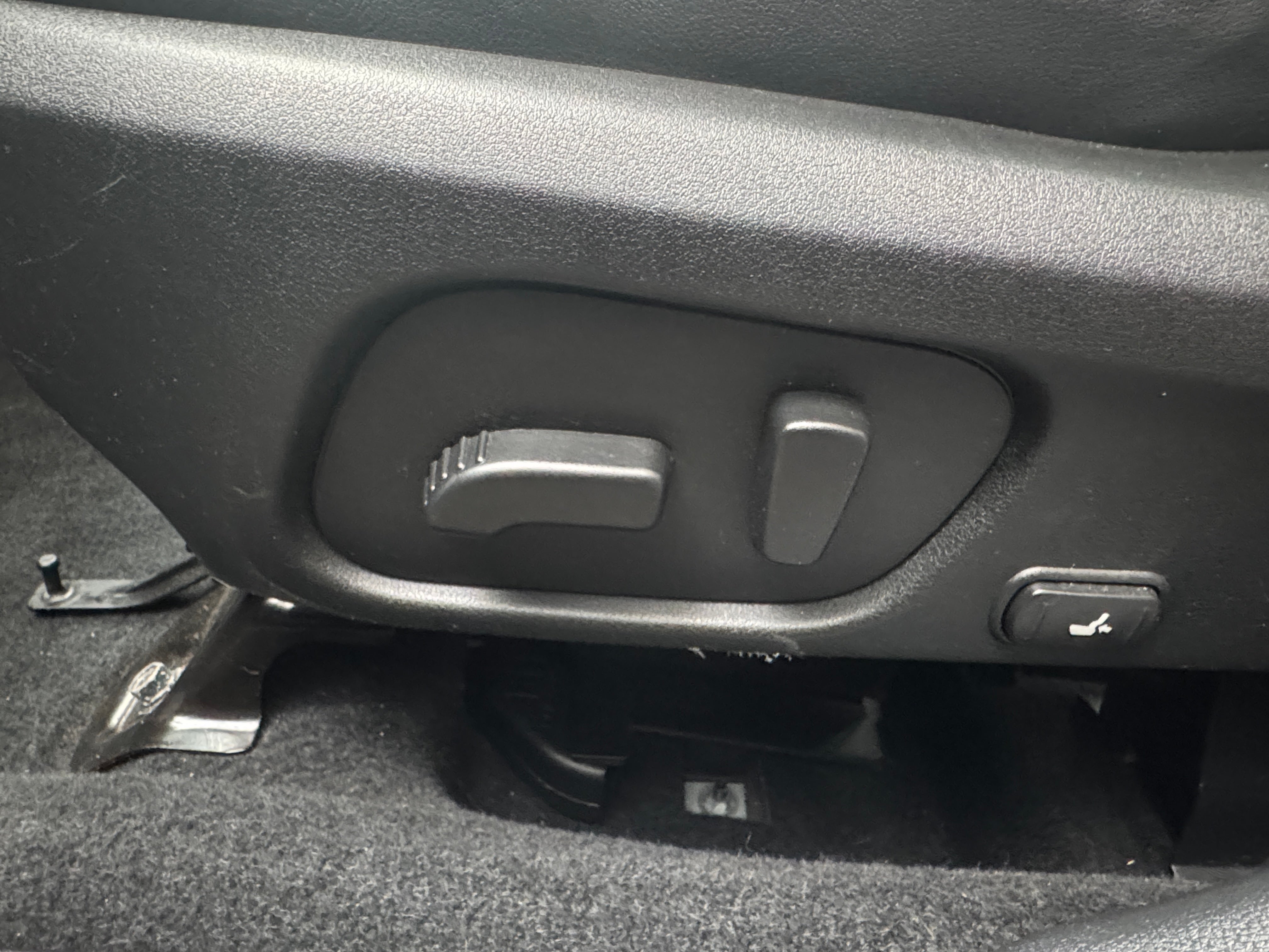 JF2SJAWC0JH460874