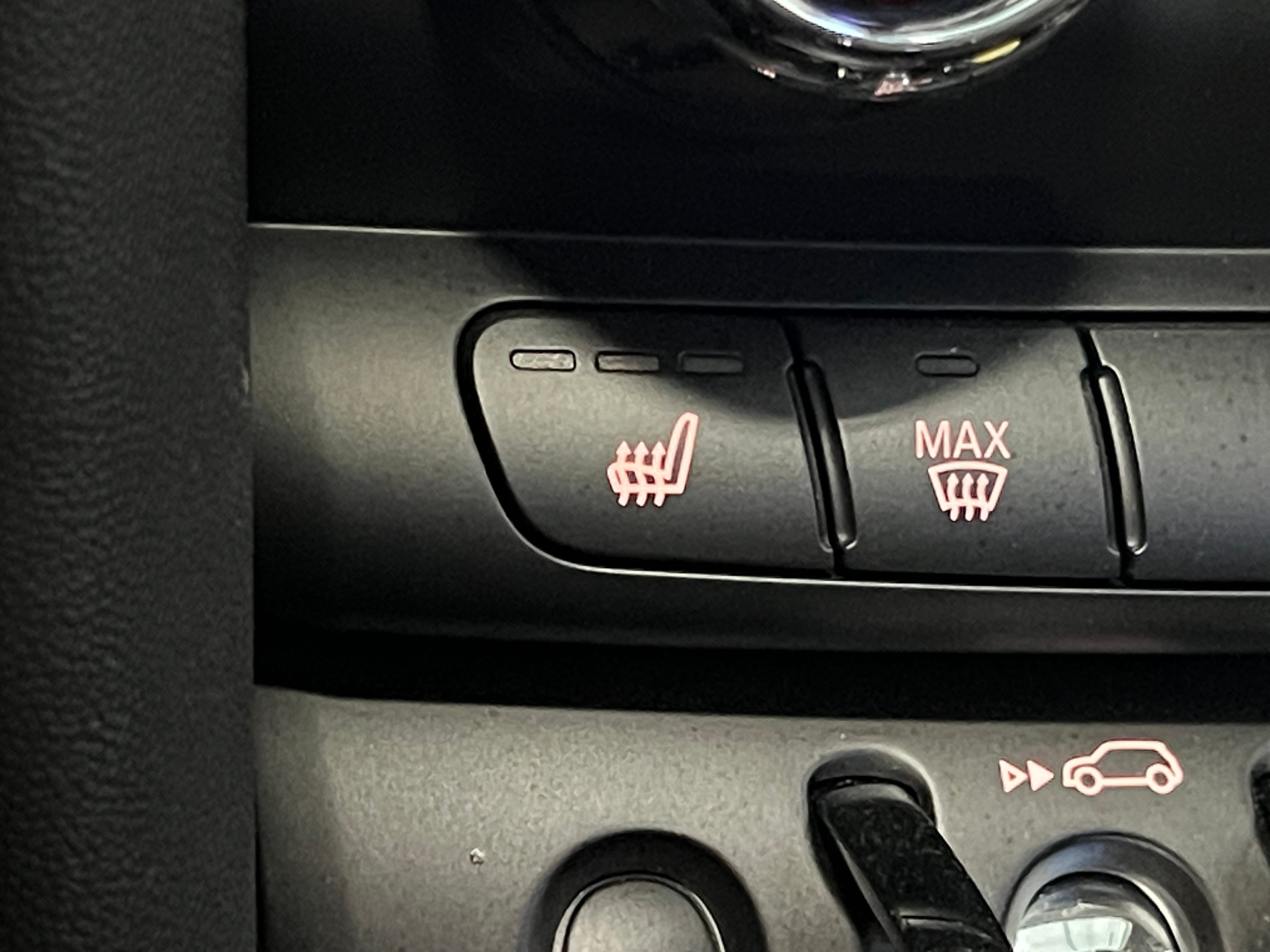 2024 MINI Hardtop 2 Door SE - Photo 19