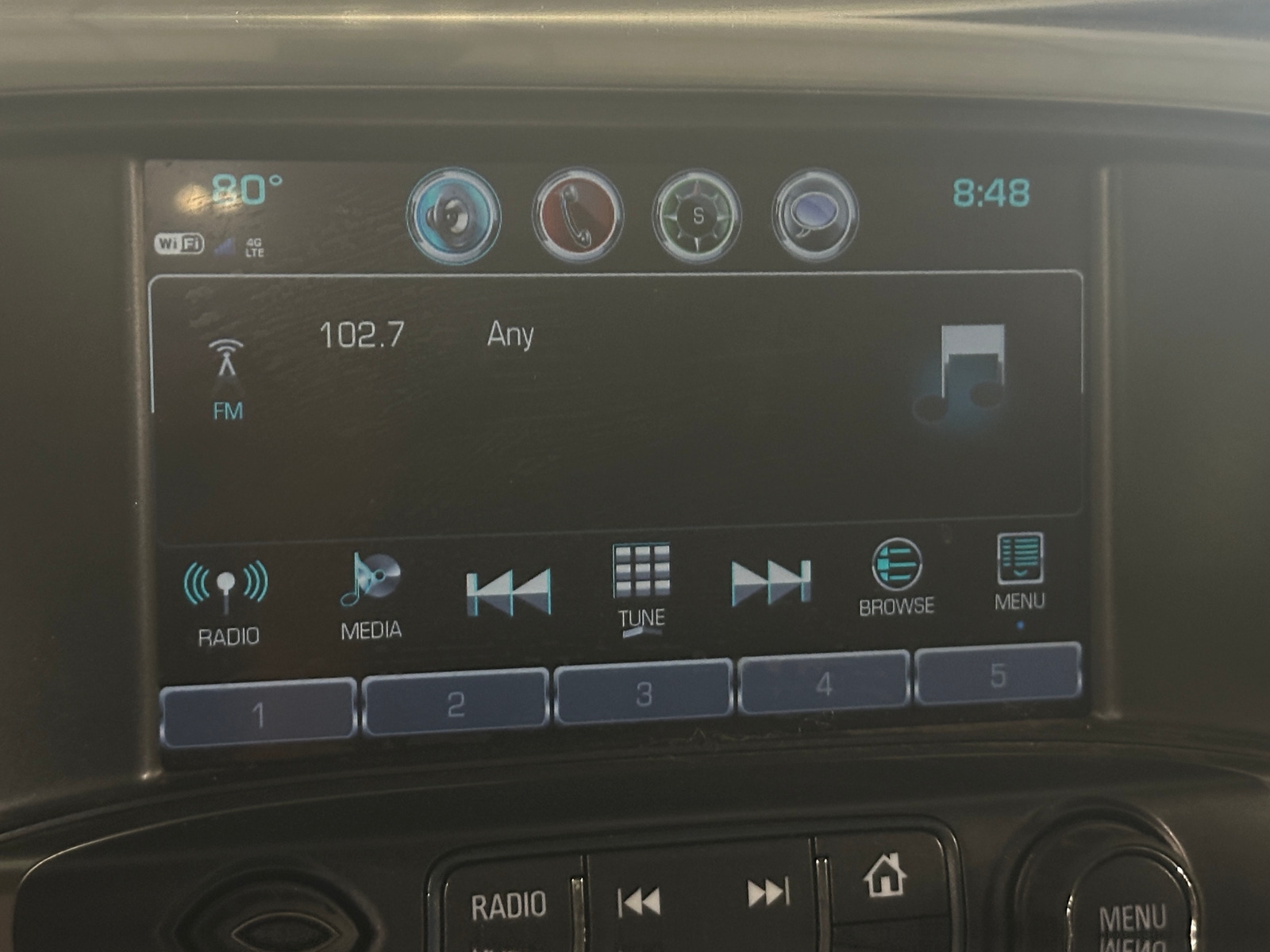 Thumbnail: 2019 Chevrolet Silverado 1500 - 4