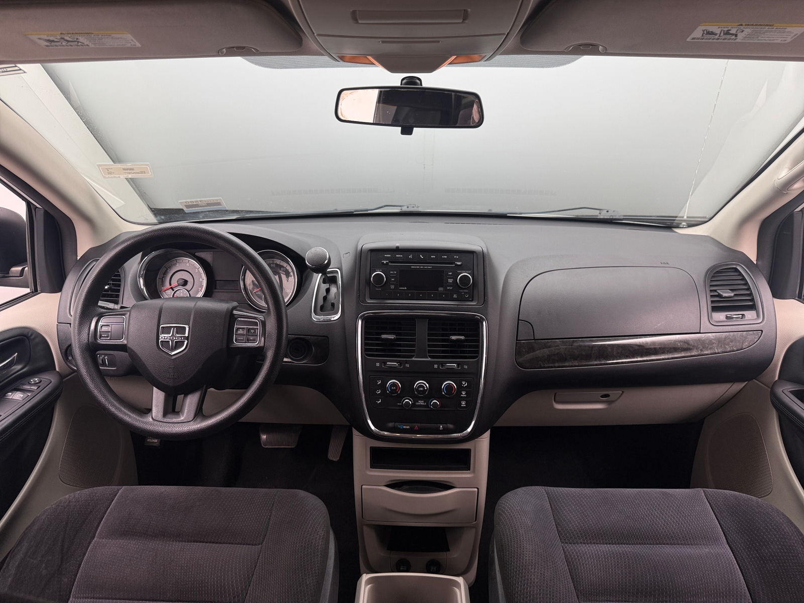 Thumbnail: 2015 Dodge Grand Caravan - 3