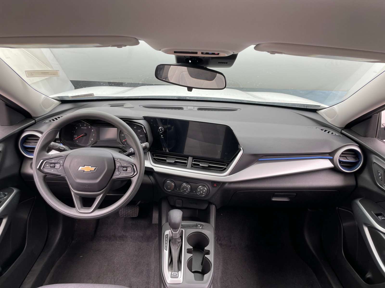 Thumbnail: 2024 Chevrolet Trax - 3