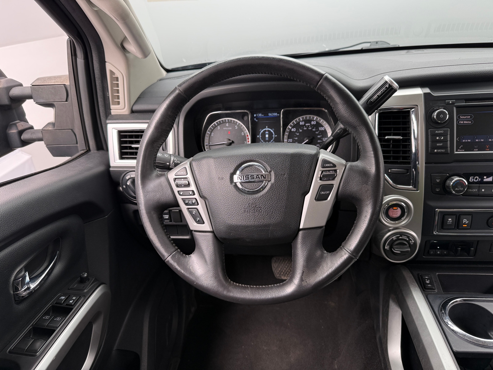 Thumbnail: 2019 Nissan Titan - 5