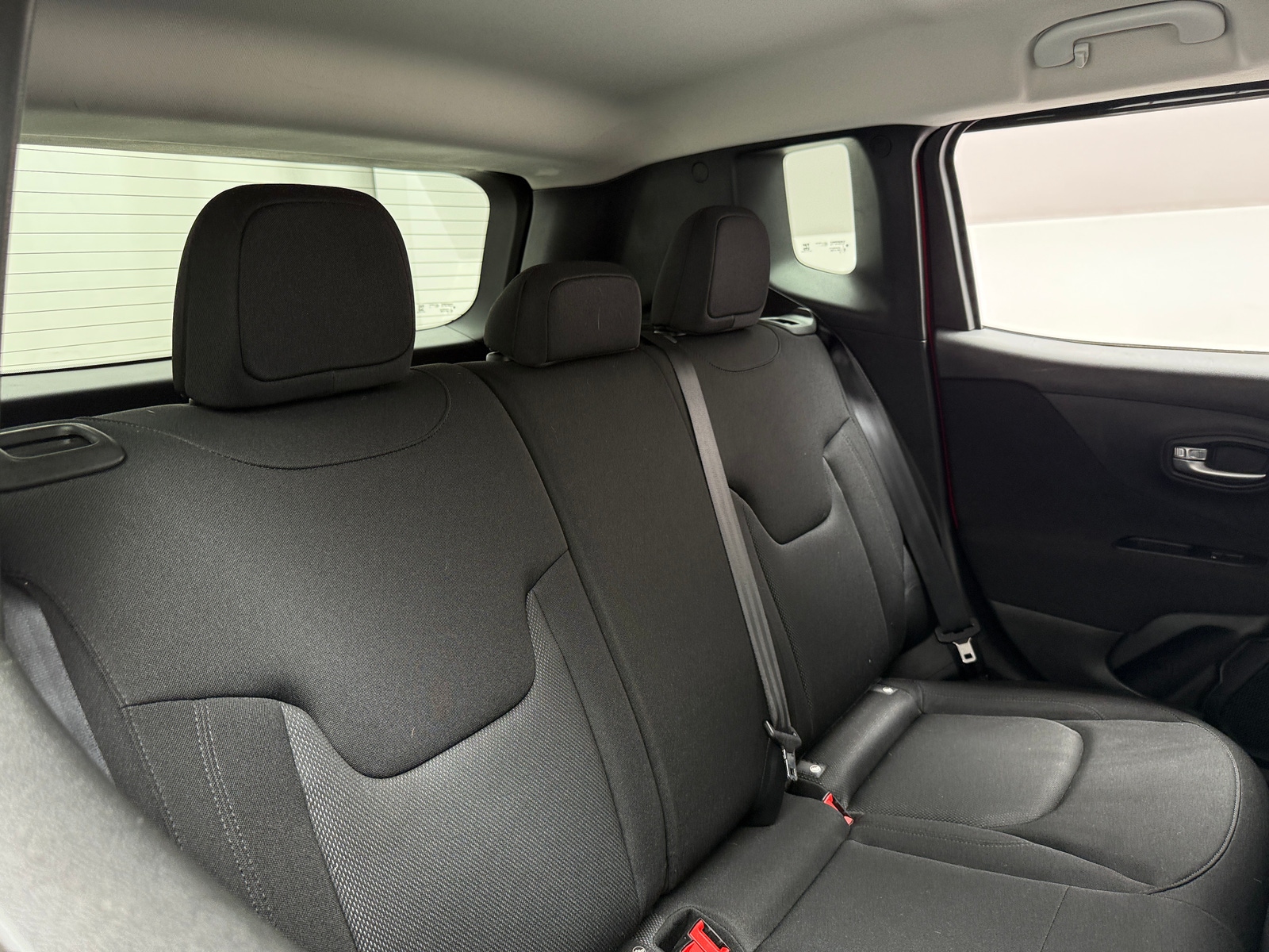 Thumbnail: 2020 Jeep Renegade - 6