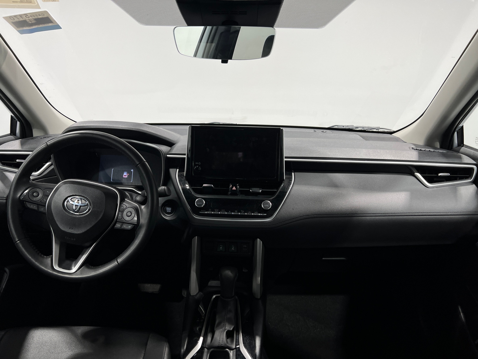 Thumbnail: 2025 Toyota Corolla Cross - 2