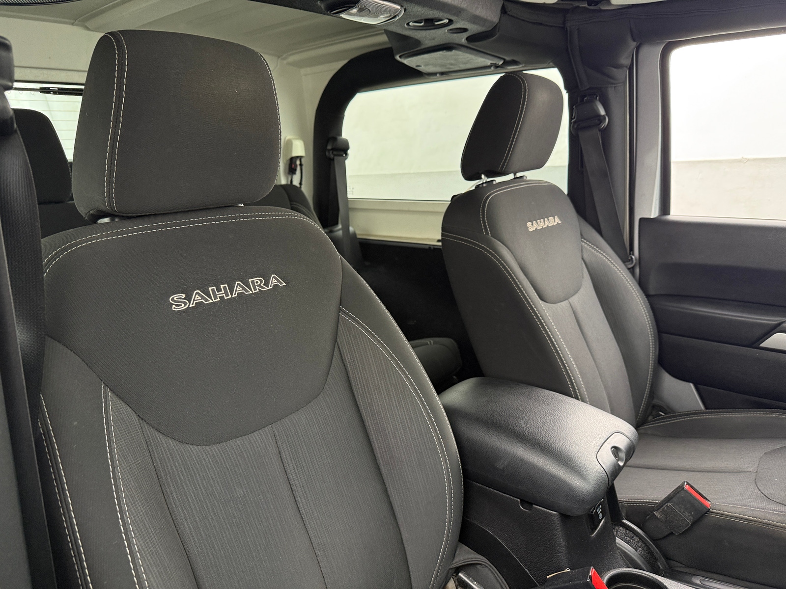 Thumbnail: 2016 Jeep Wrangler - 2